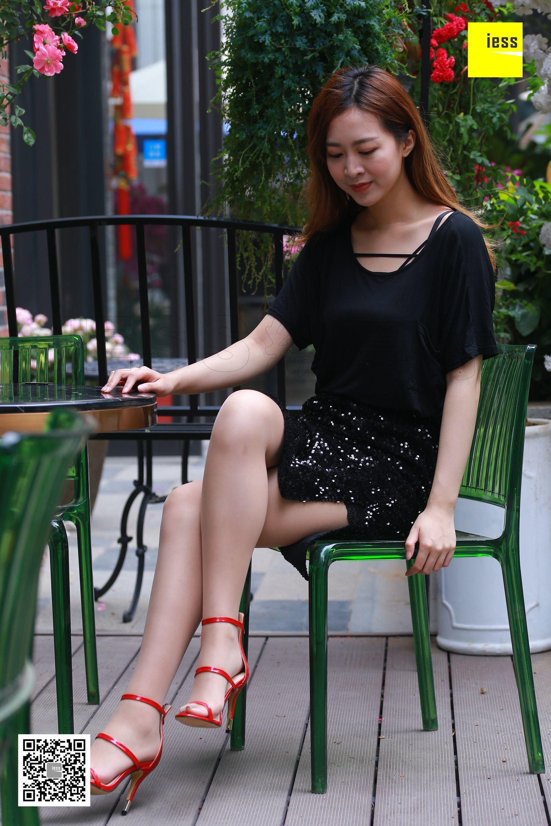 IESS异思趣向  2018.06.27 丝享家263：《美背凉鞋肉丝》紫紫