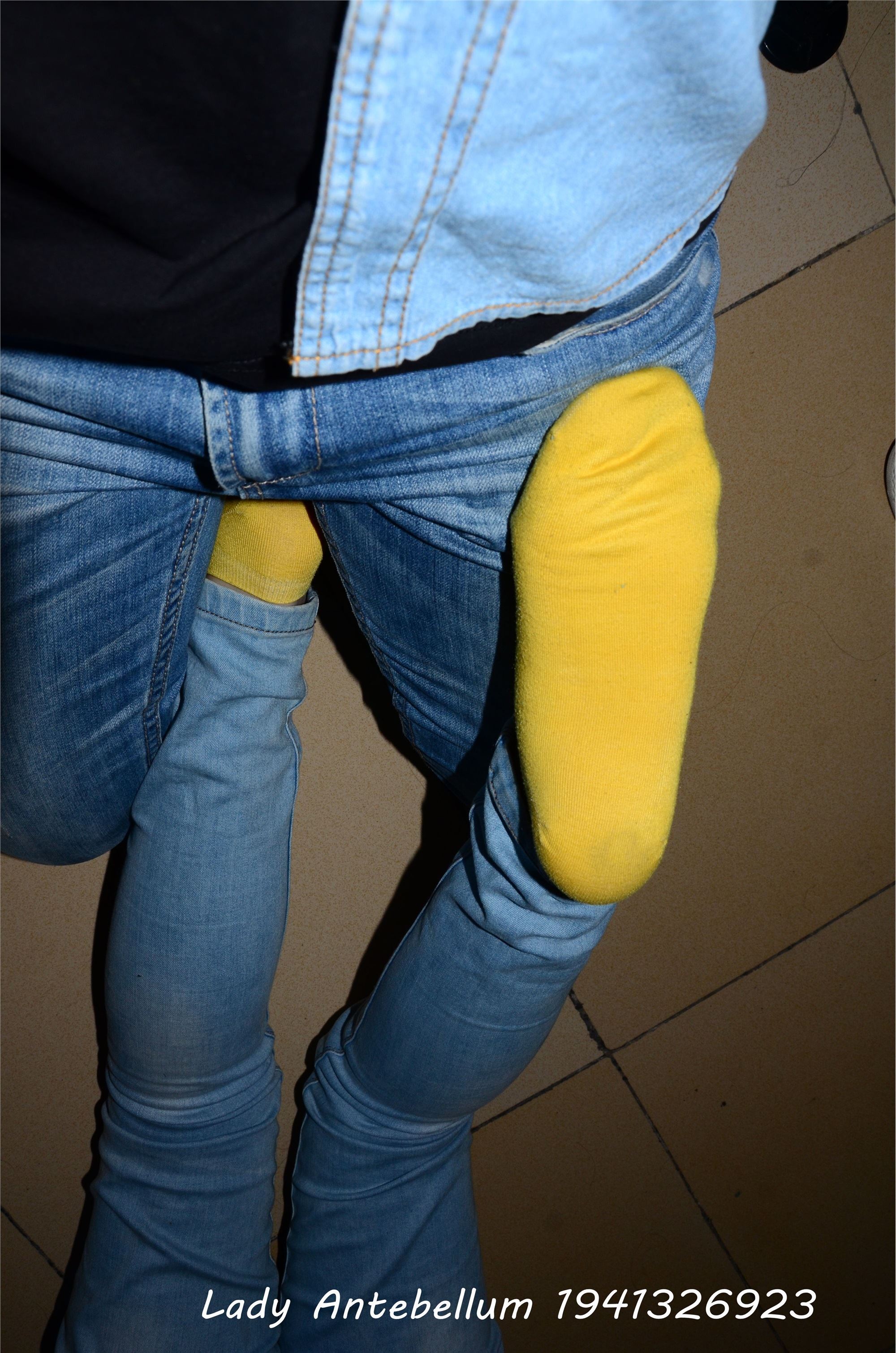 战前女神  恋足美腿棉袜女神级摄影套图 073