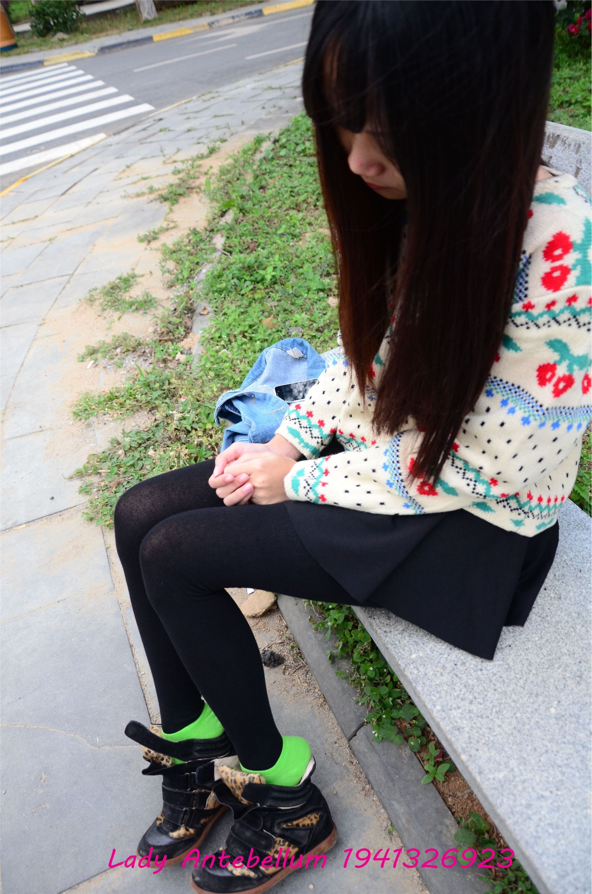 战前女神  恋足美腿棉袜女神级摄影套图 074