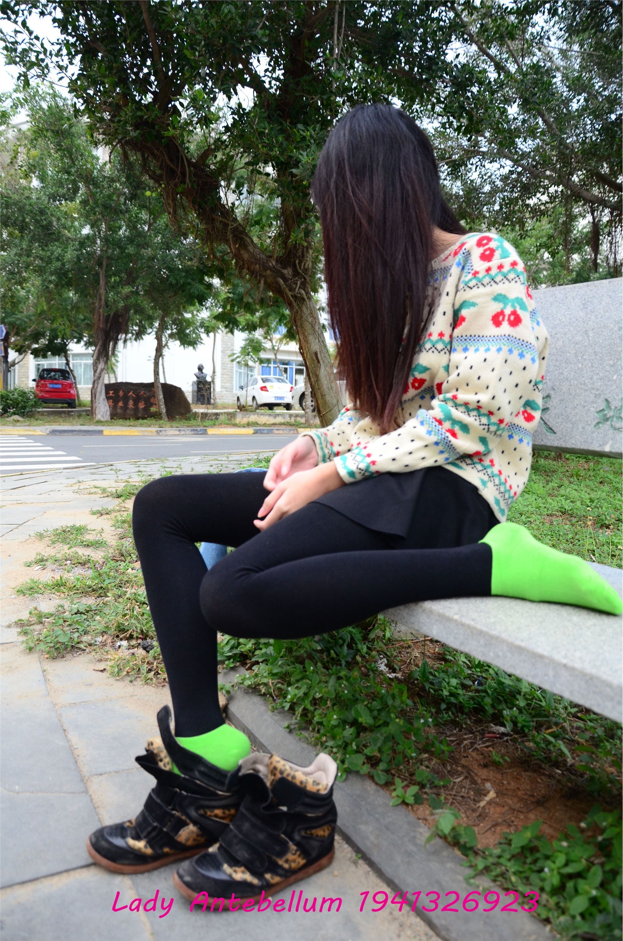 战前女神  恋足美腿棉袜女神级摄影套图 074