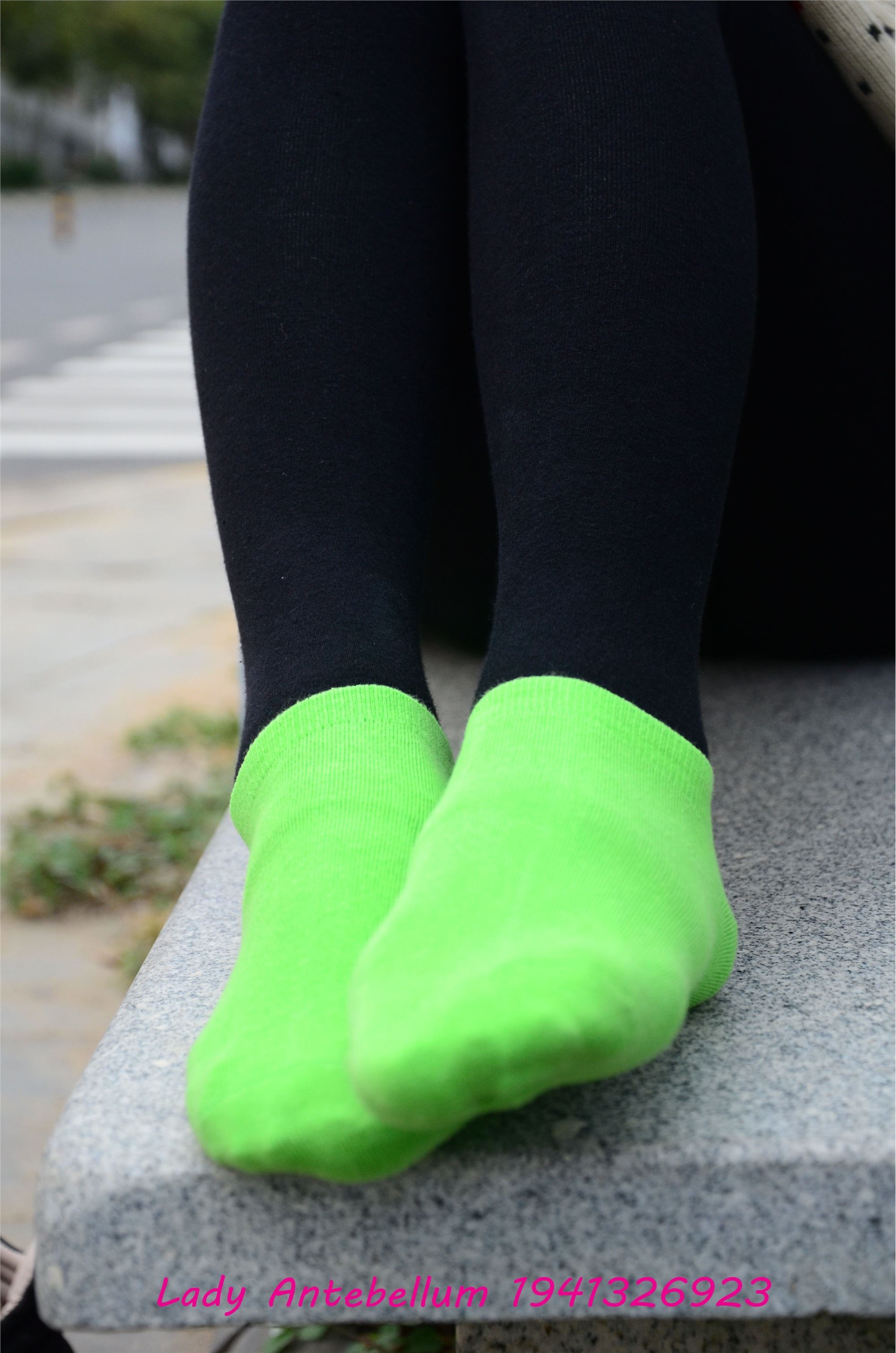 战前女神  恋足美腿棉袜女神级摄影套图 074