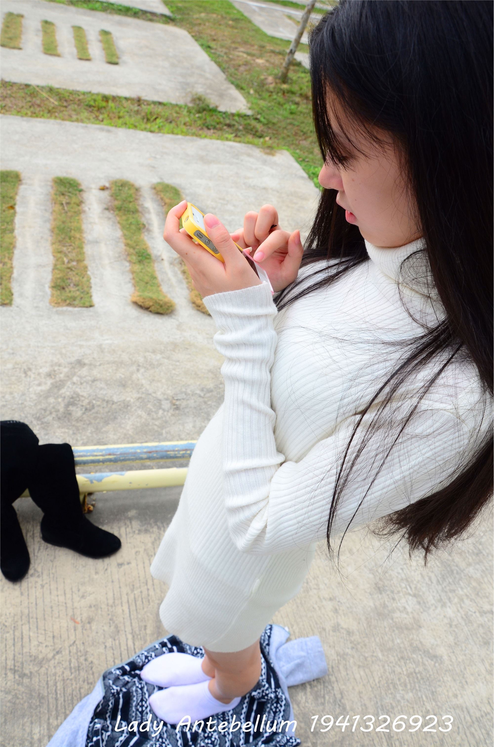 战前女神  恋足美腿棉袜女神级摄影套图 075