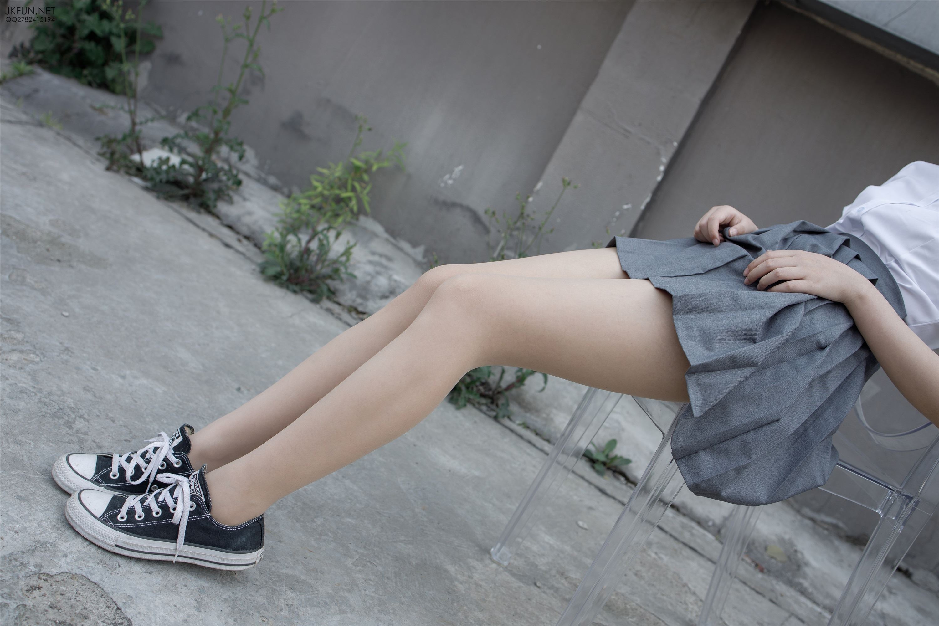 森萝财团萝莉丝足写真 JKFUN-005 卉子