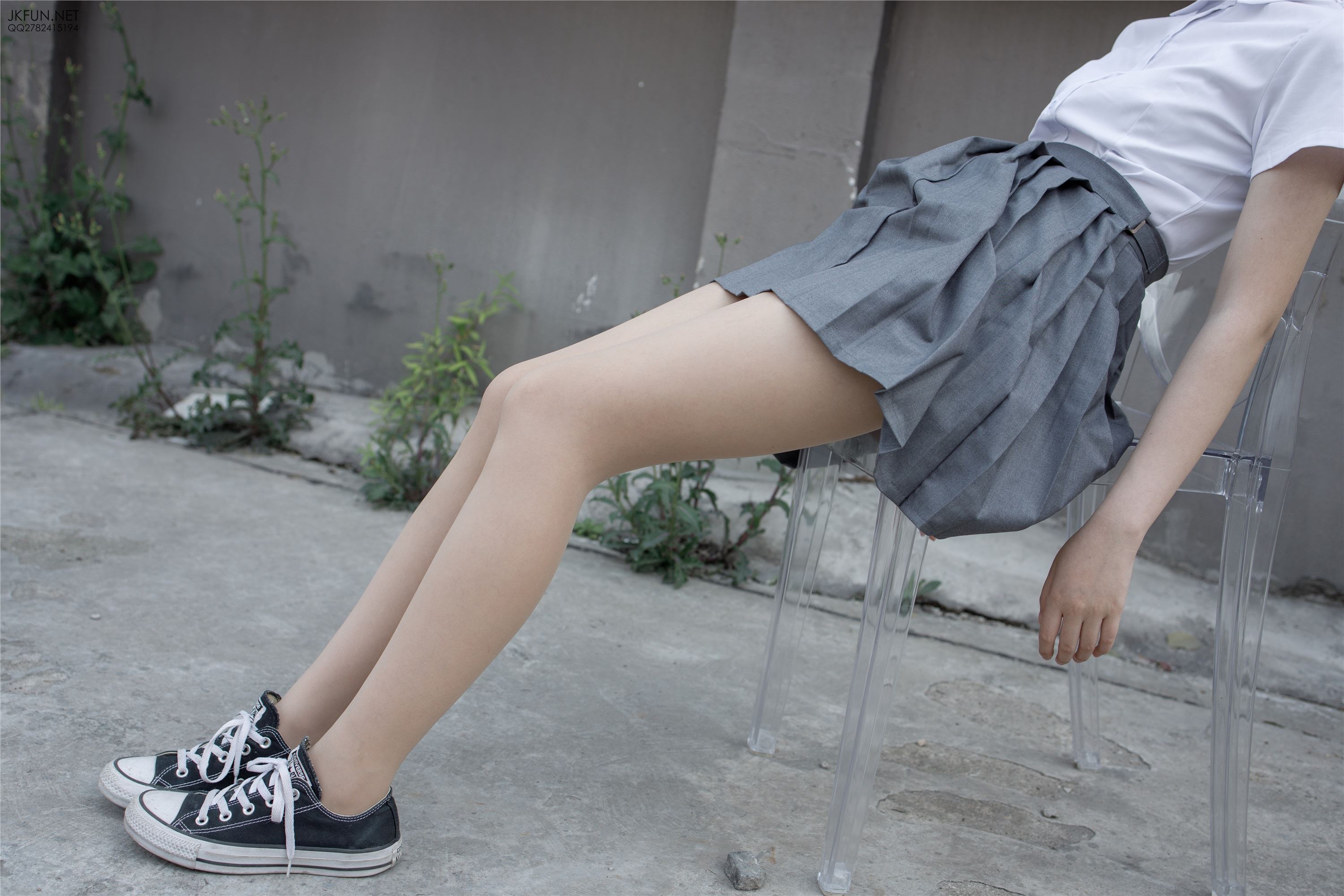 森萝财团萝莉丝足写真 JKFUN-005 卉子