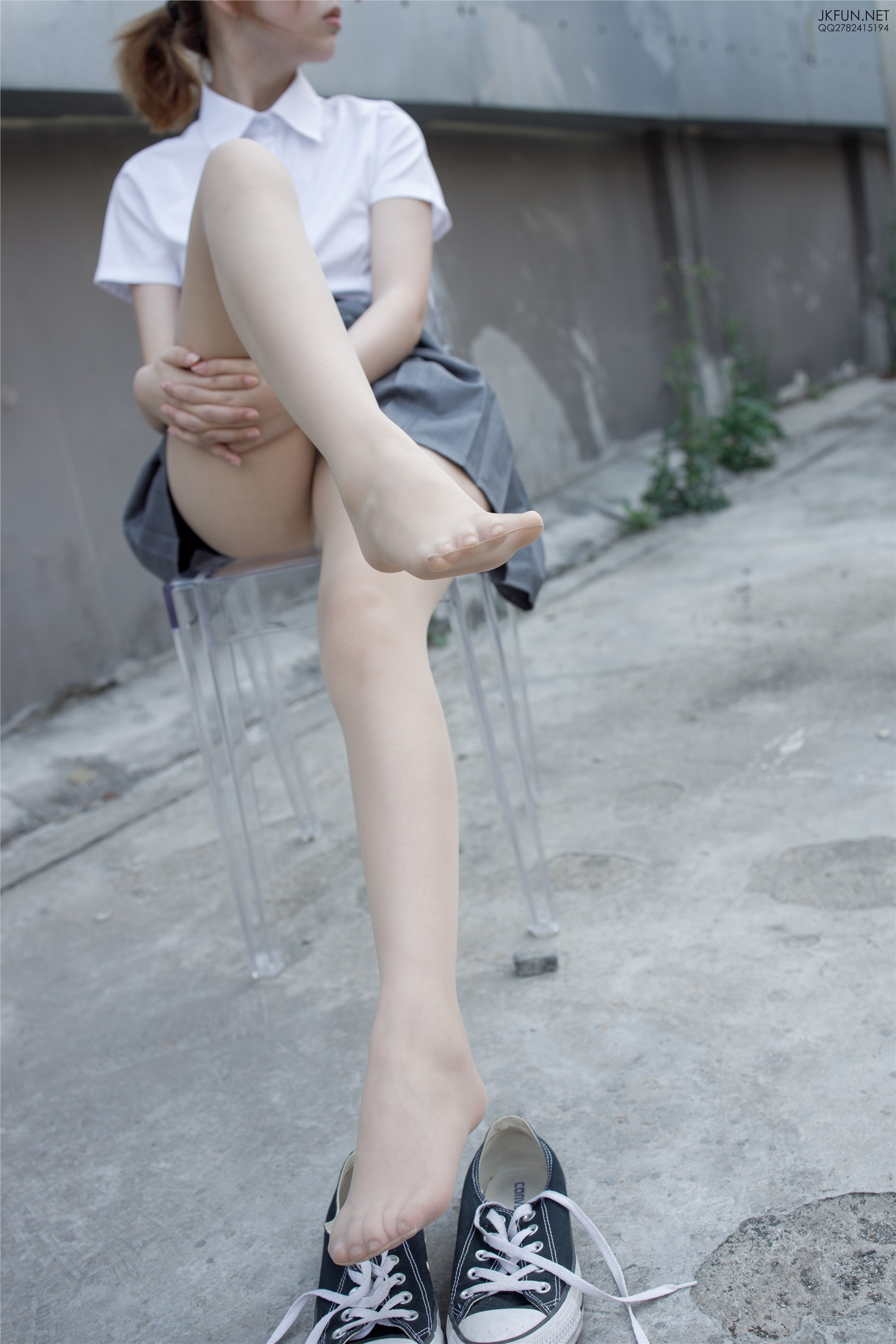 森萝财团萝莉丝足写真 JKFUN-005 卉子