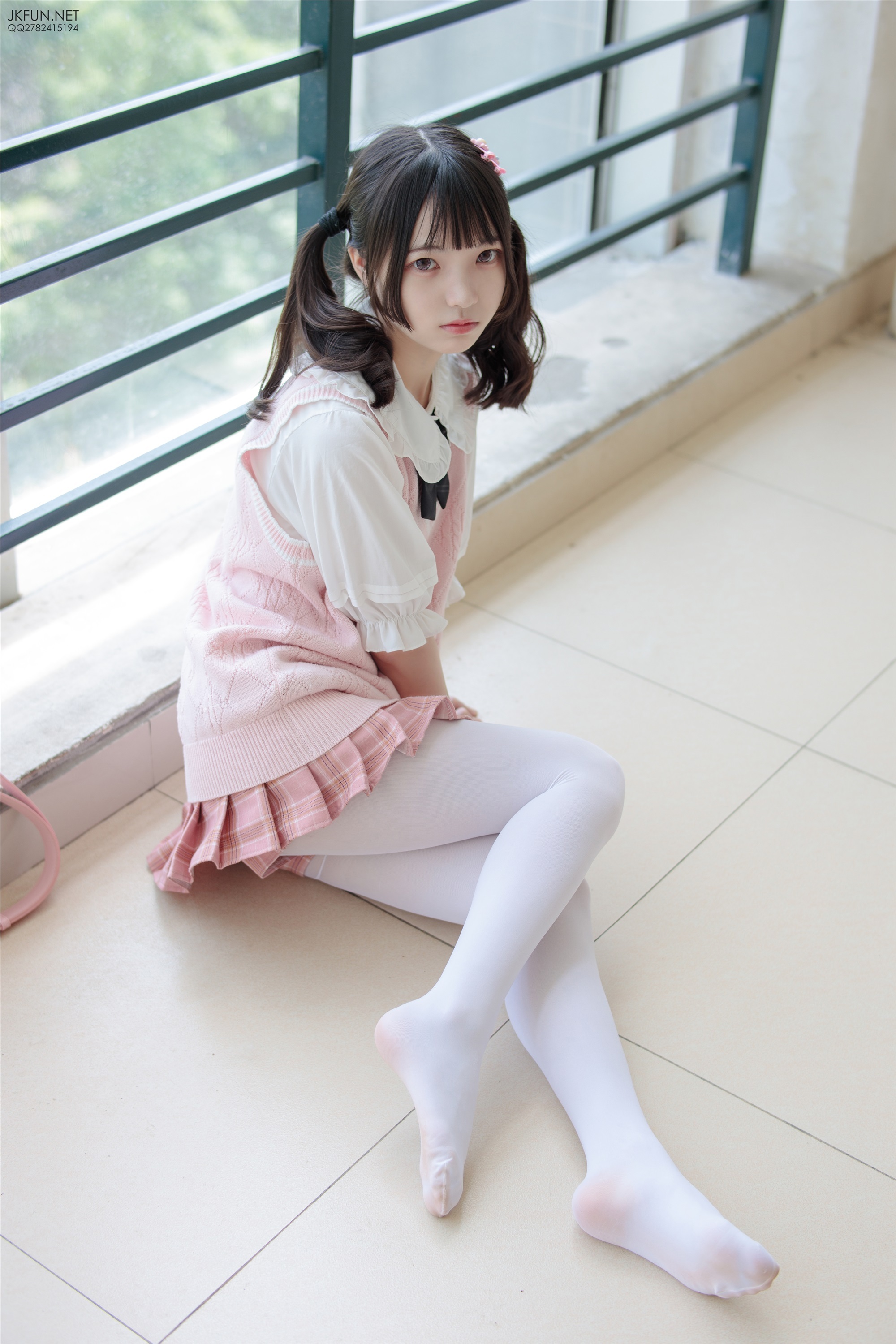 森萝财团萝莉丝足写真 JKFUN-007 默陌 80D白丝