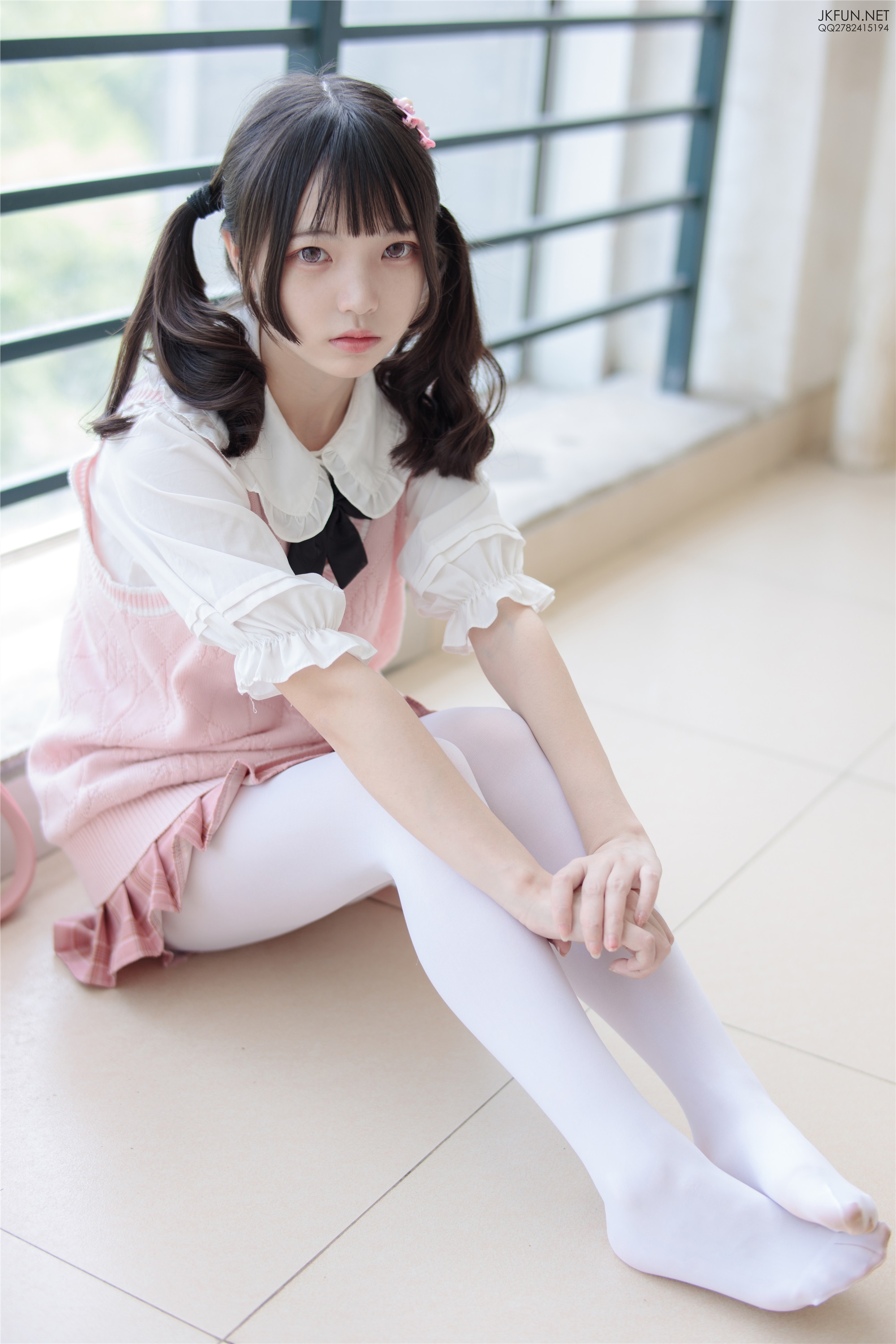 森萝财团萝莉丝足写真 JKFUN-007 默陌 80D白丝