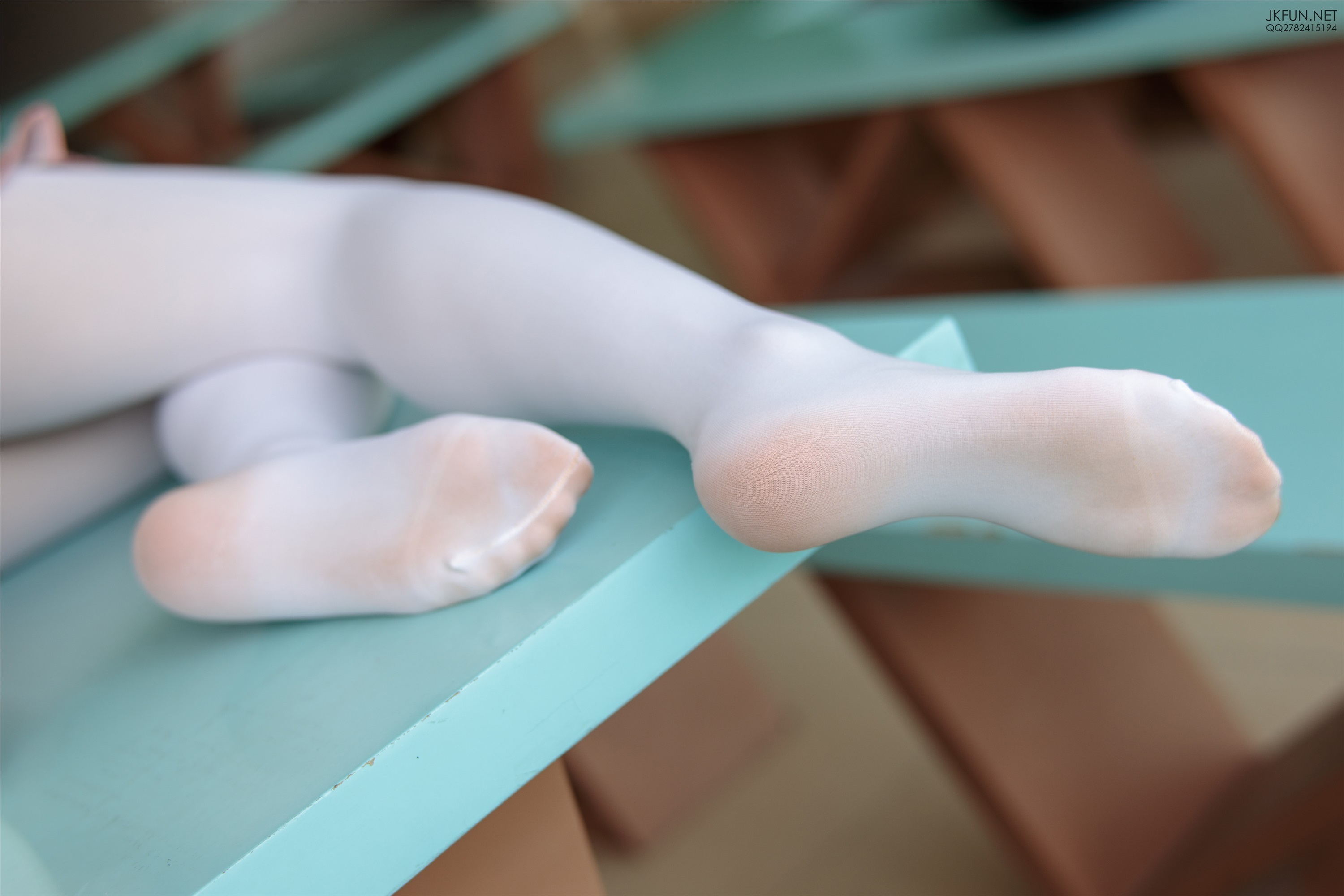 森萝财团萝莉丝足写真 JKFUN-007 默陌 80D白丝