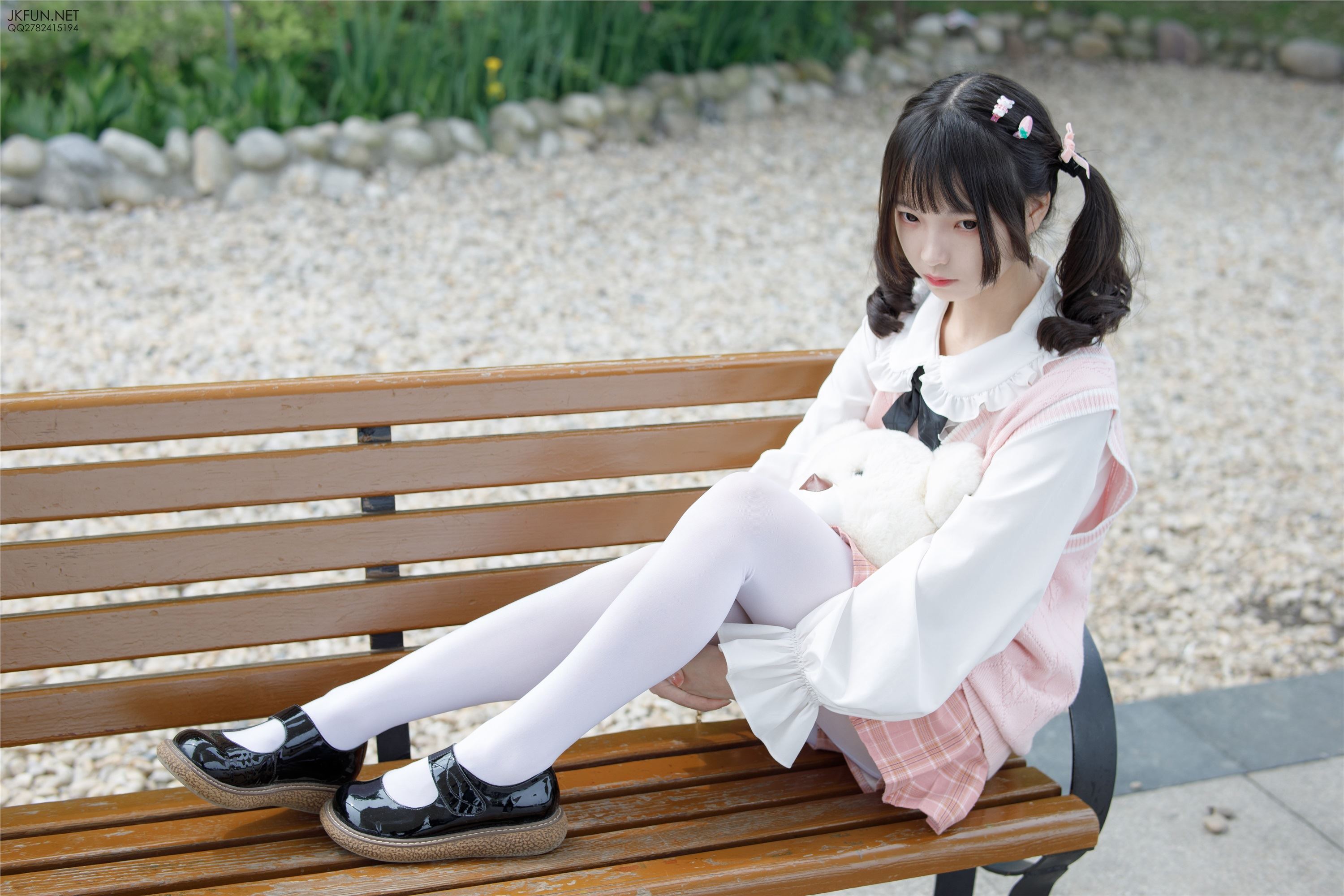 森萝财团萝莉丝足写真 JKFUN-007 默陌 80D白丝