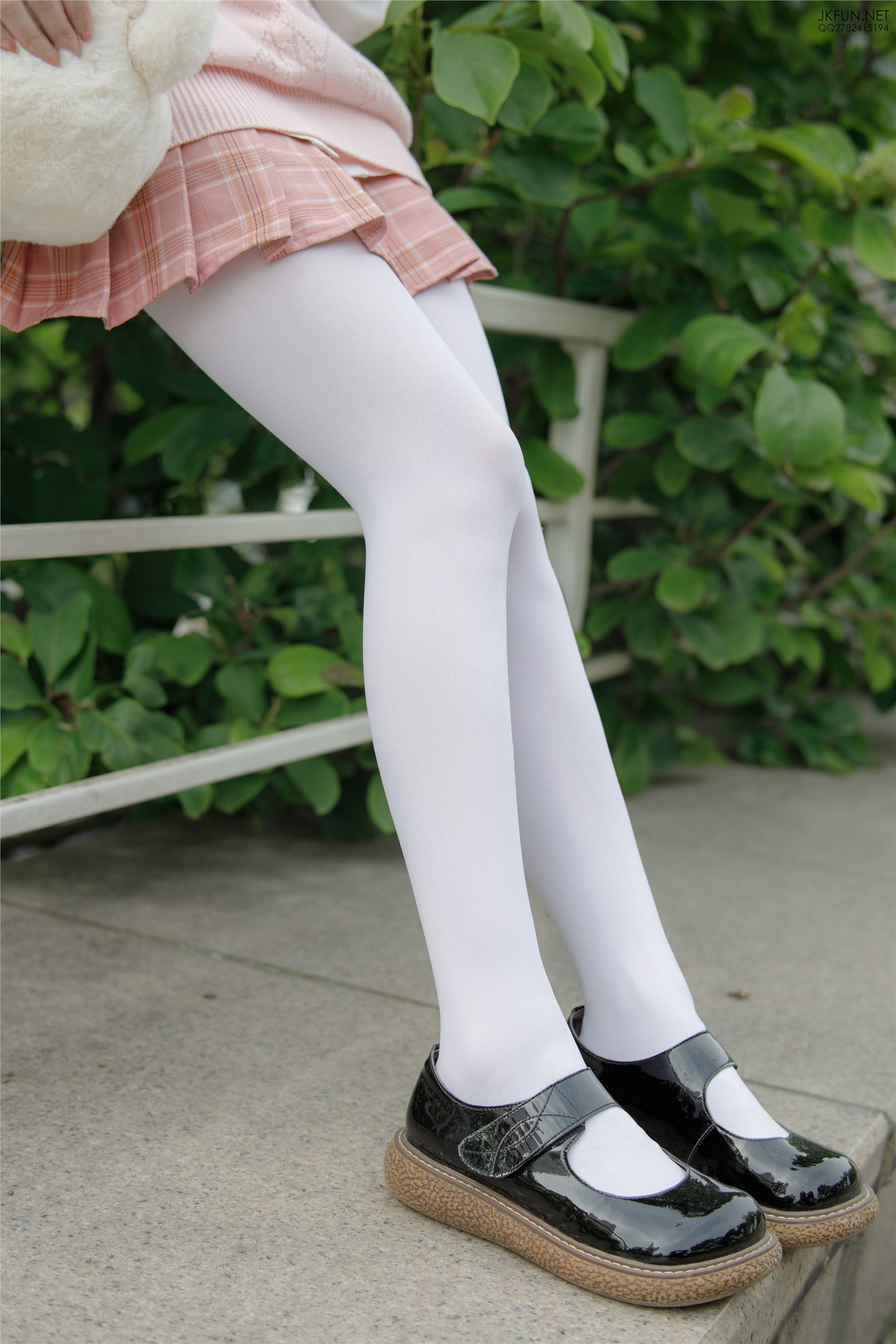 森萝财团萝莉丝足写真 JKFUN-007 默陌 80D白丝