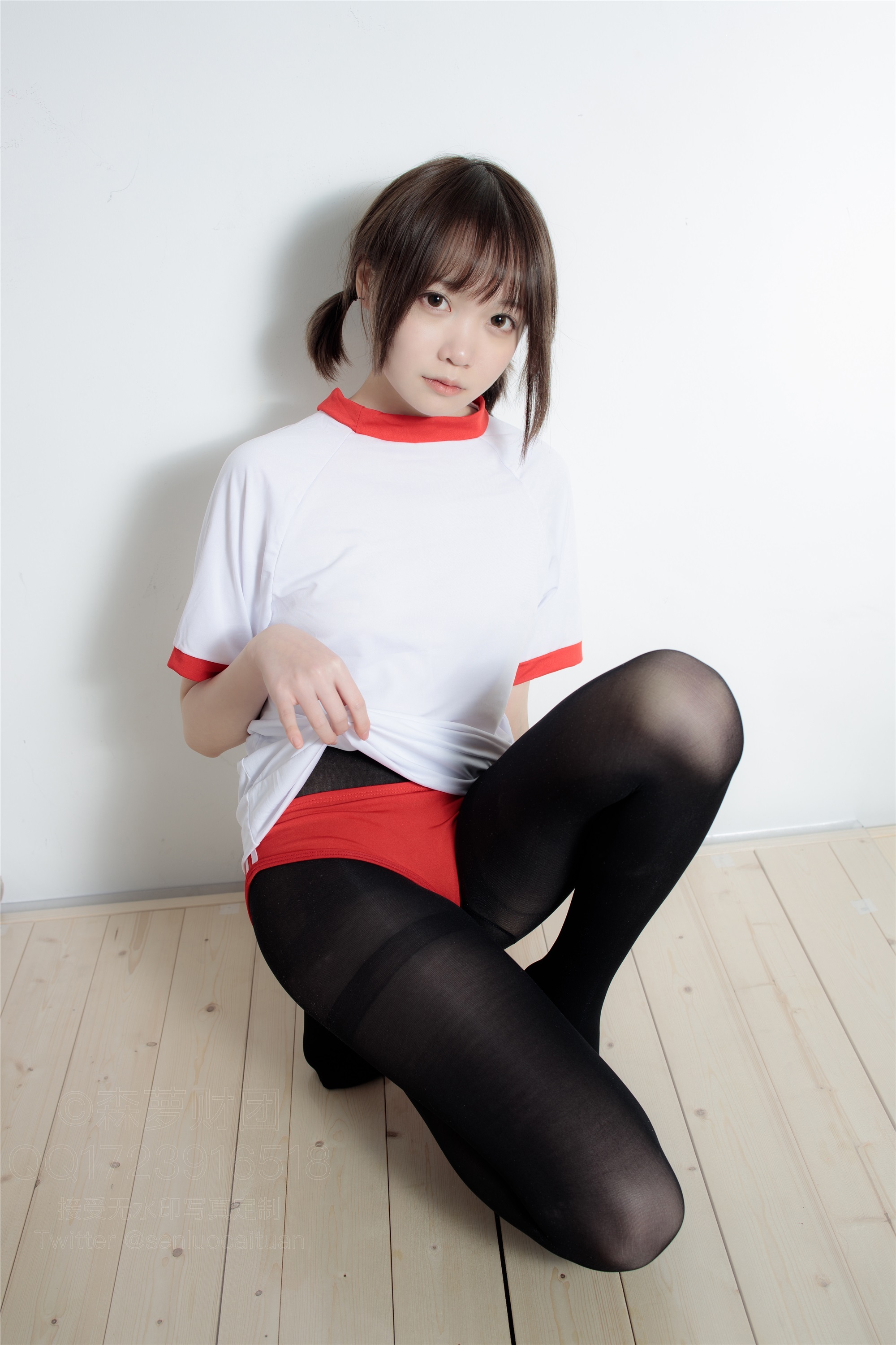 森萝财团萝莉丝足写真 WTMSB-001 红色布鲁马50D黑丝