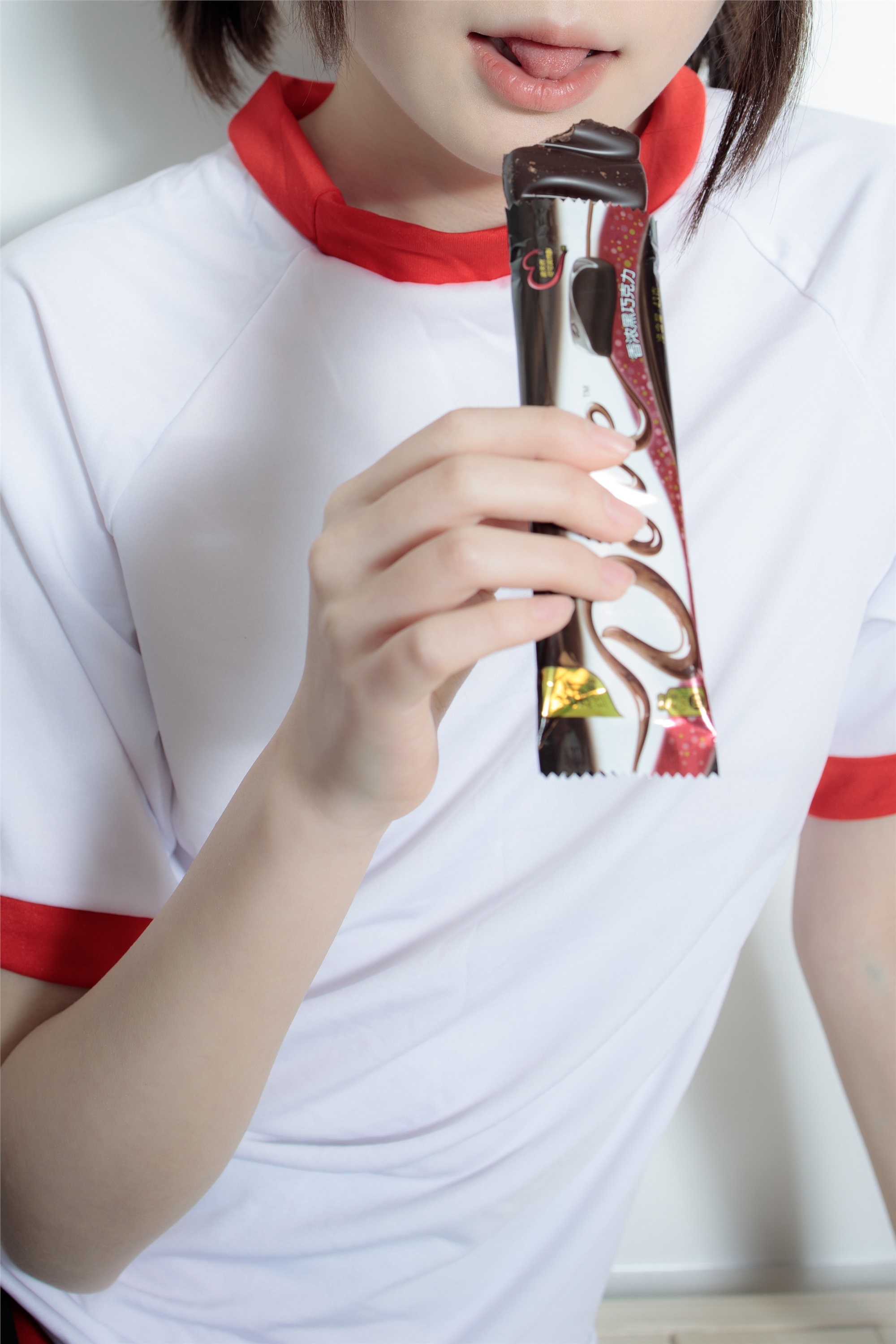 森萝财团萝莉丝足写真 WTMSB-001 红色布鲁马50D黑丝