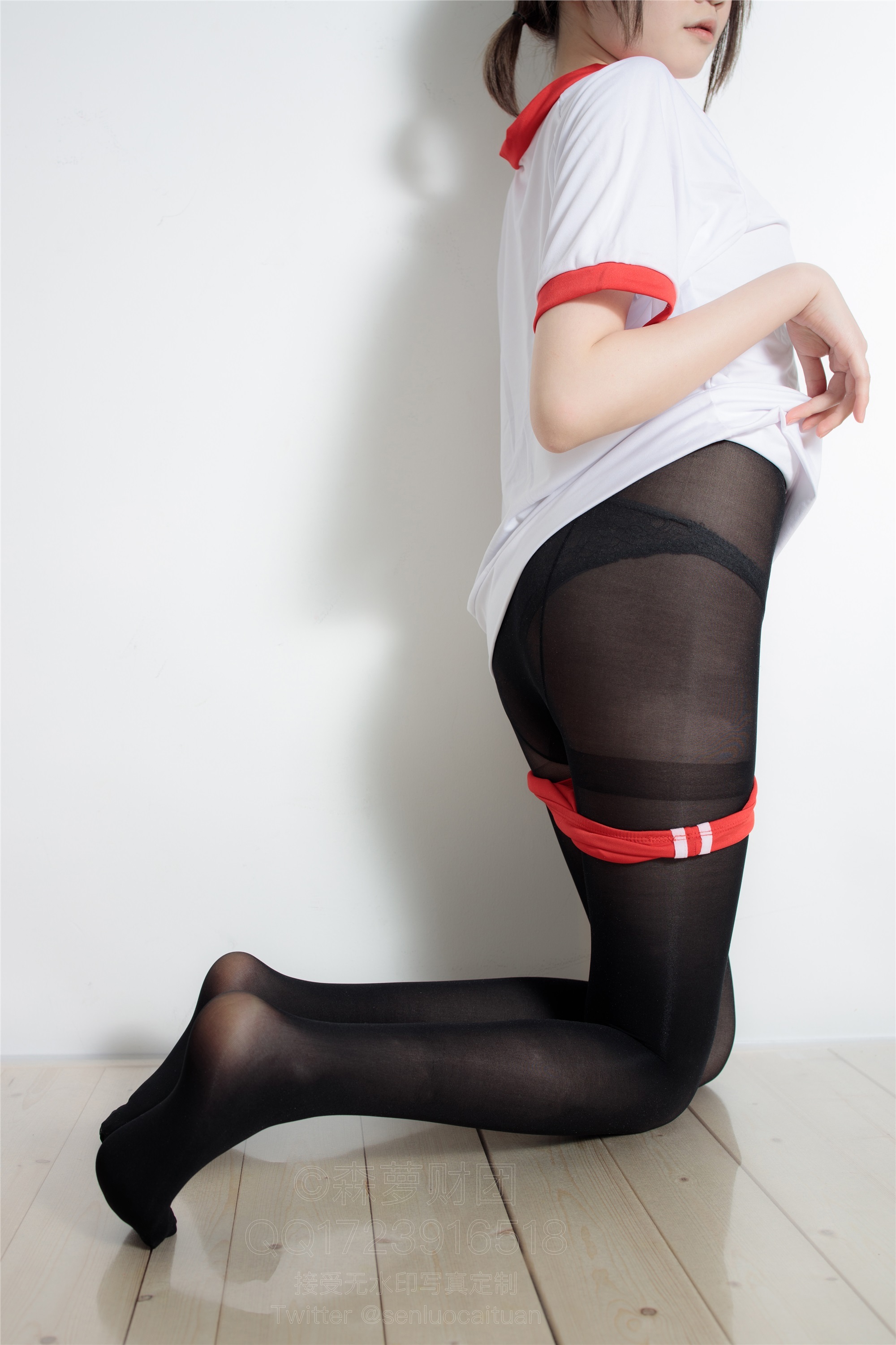 森萝财团萝莉丝足写真 WTMSB-001 红色布鲁马50D黑丝