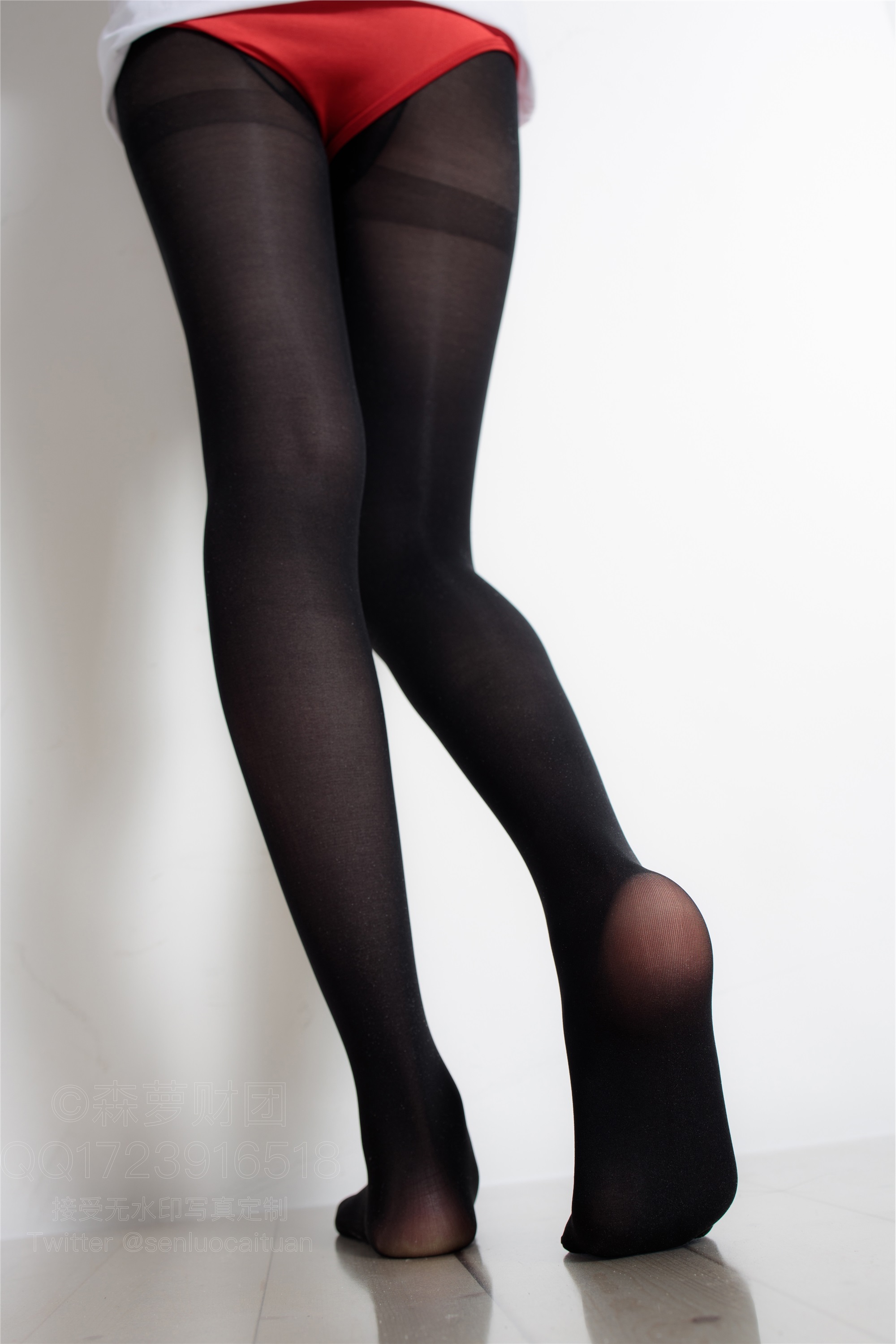 森萝财团萝莉丝足写真 WTMSB-001 红色布鲁马50D黑丝