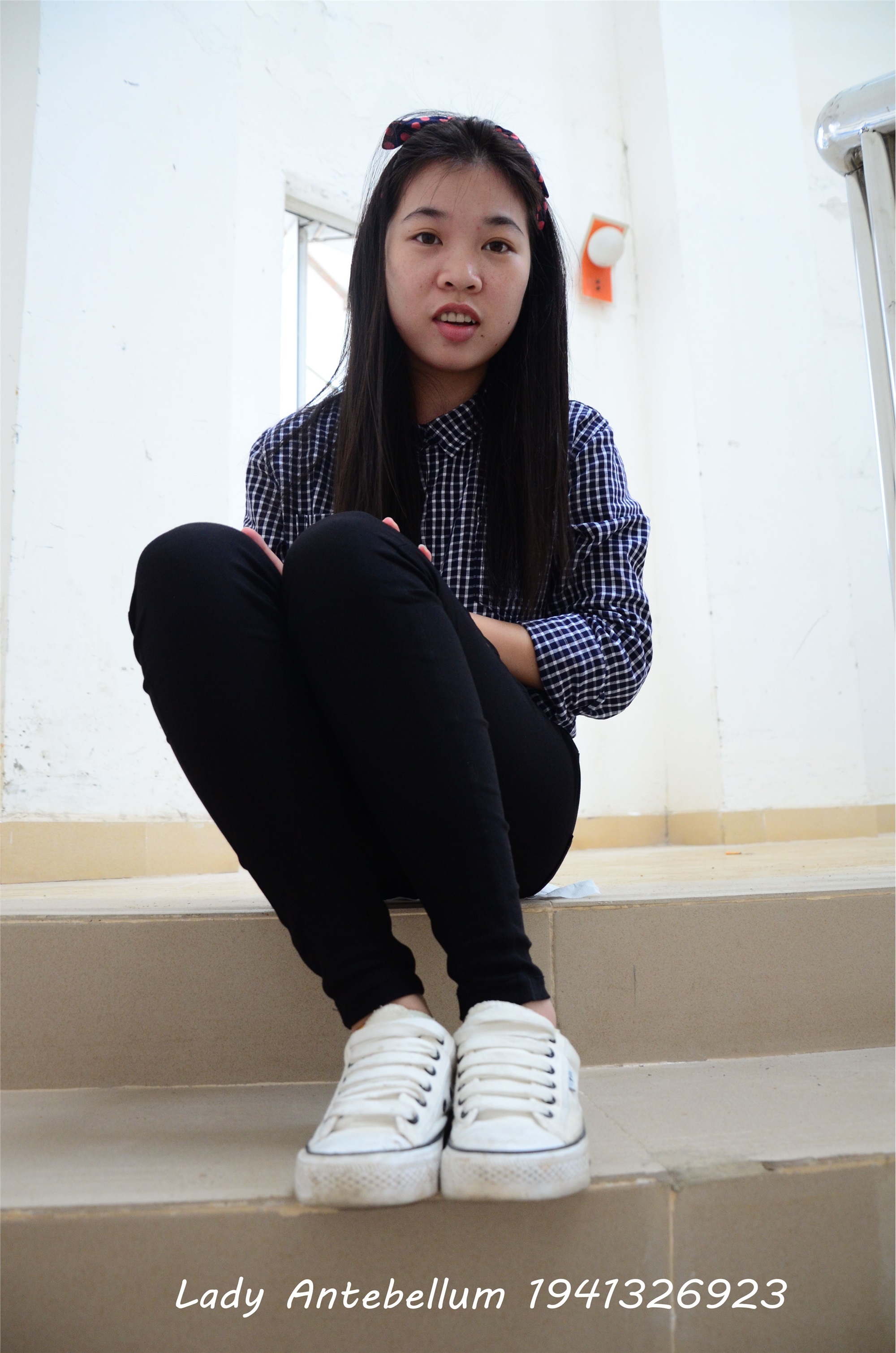 战前女神  恋足美腿棉袜女神级摄影套图 066