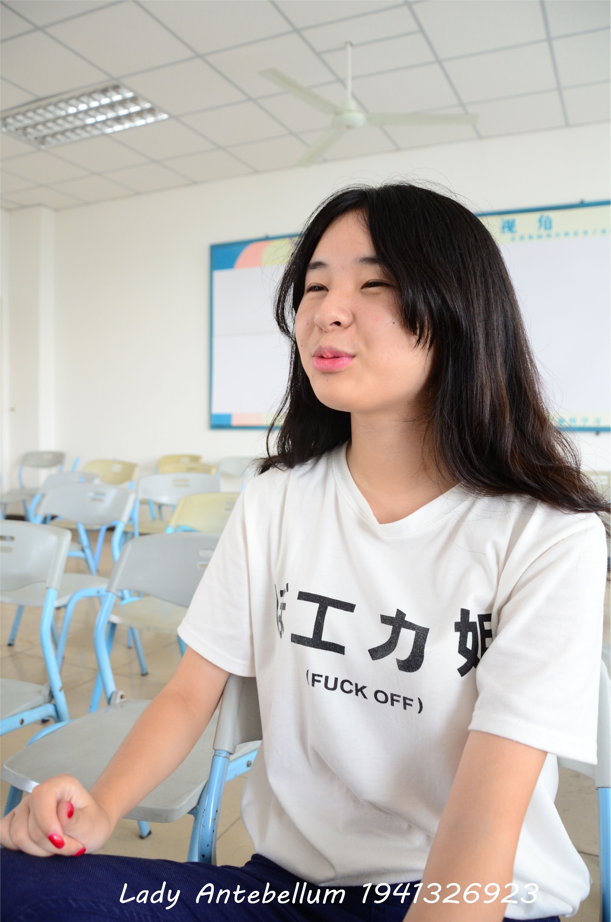 战前女神  恋足美腿棉袜女神级摄影套图 067