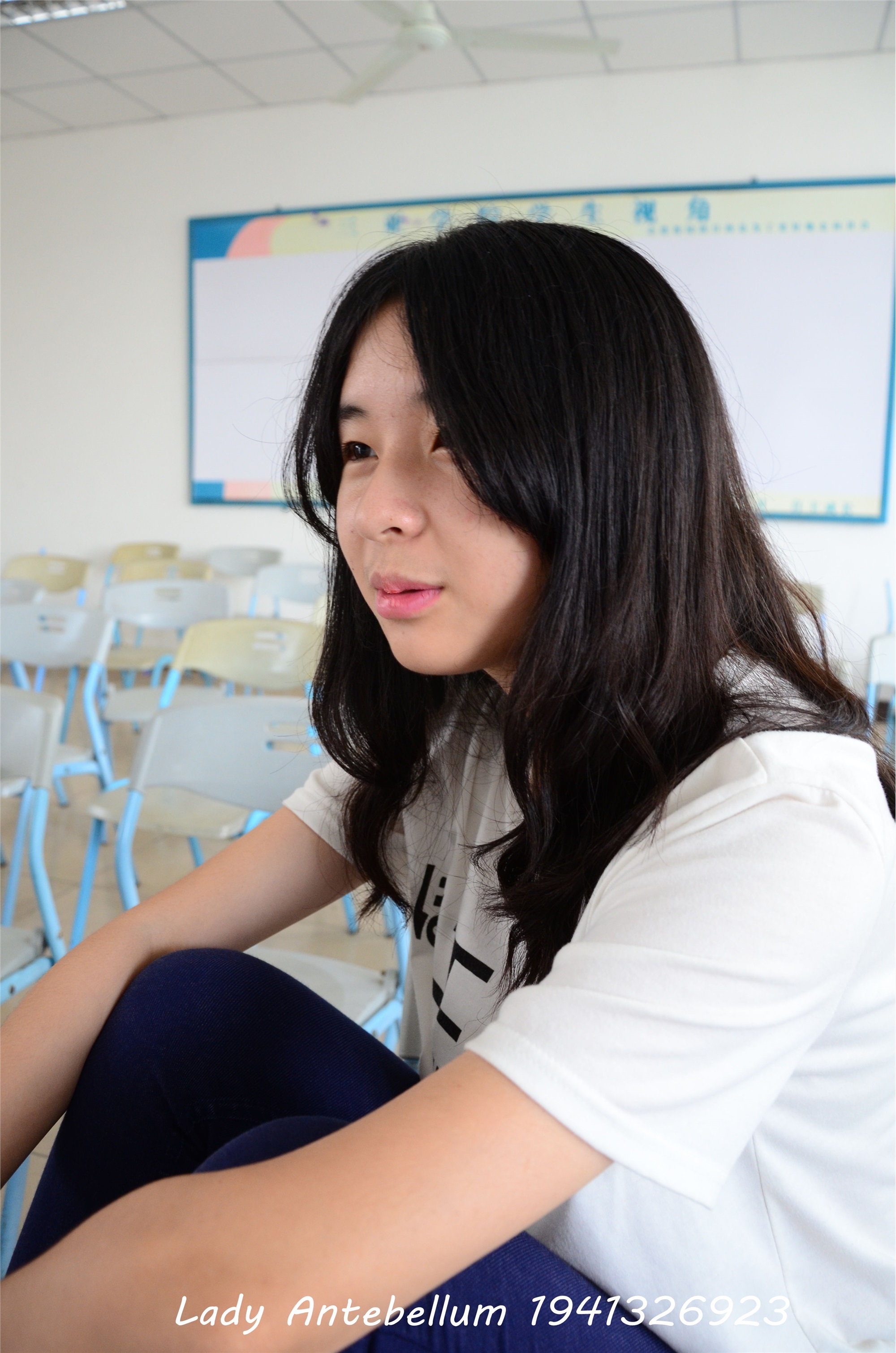 战前女神  恋足美腿棉袜女神级摄影套图 067