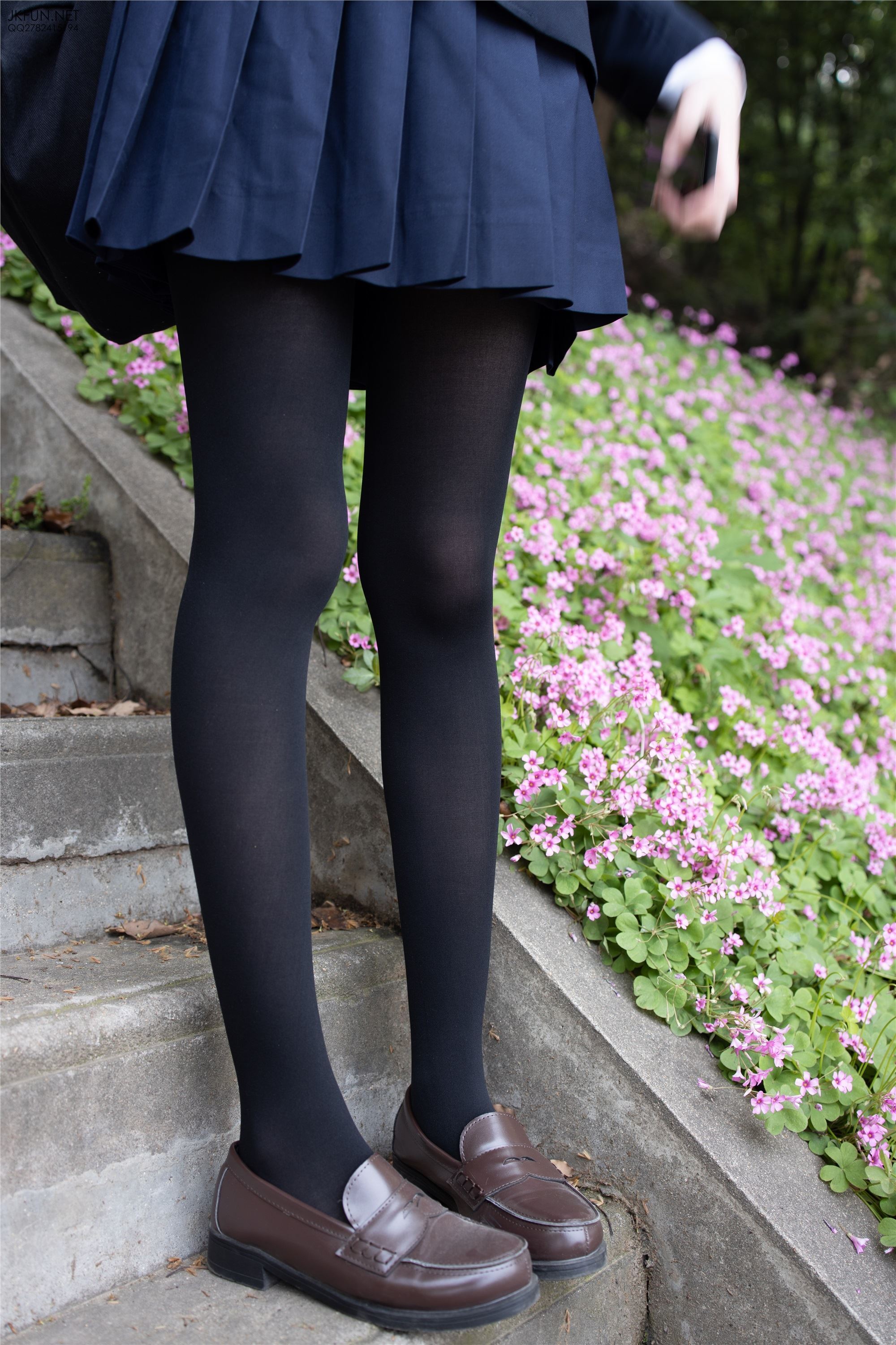 森萝财团萝莉丝足写真 JKFUN-006 Aika 日系黑丝