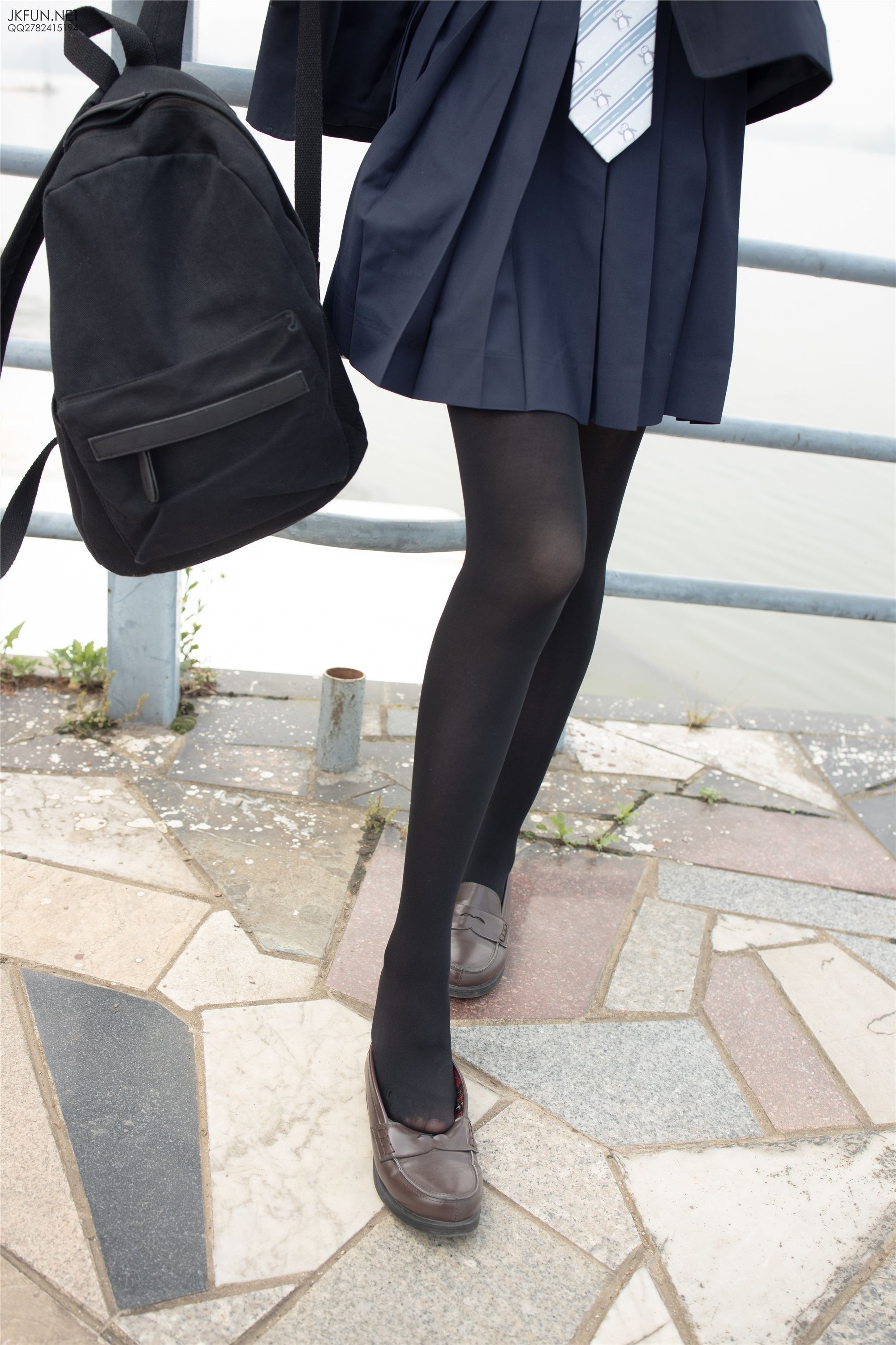 森萝财团萝莉丝足写真 JKFUN-006 Aika 日系黑丝