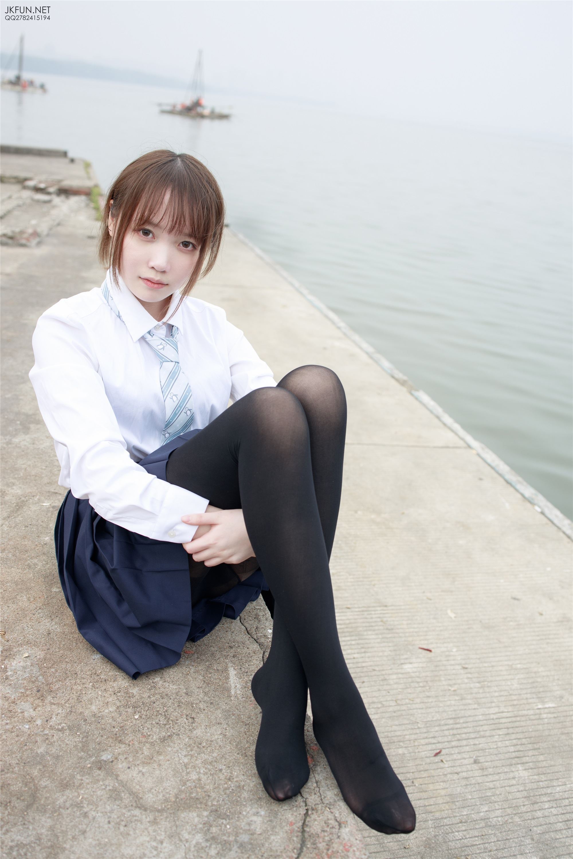 森萝财团萝莉丝足写真 JKFUN-006 Aika 日系黑丝