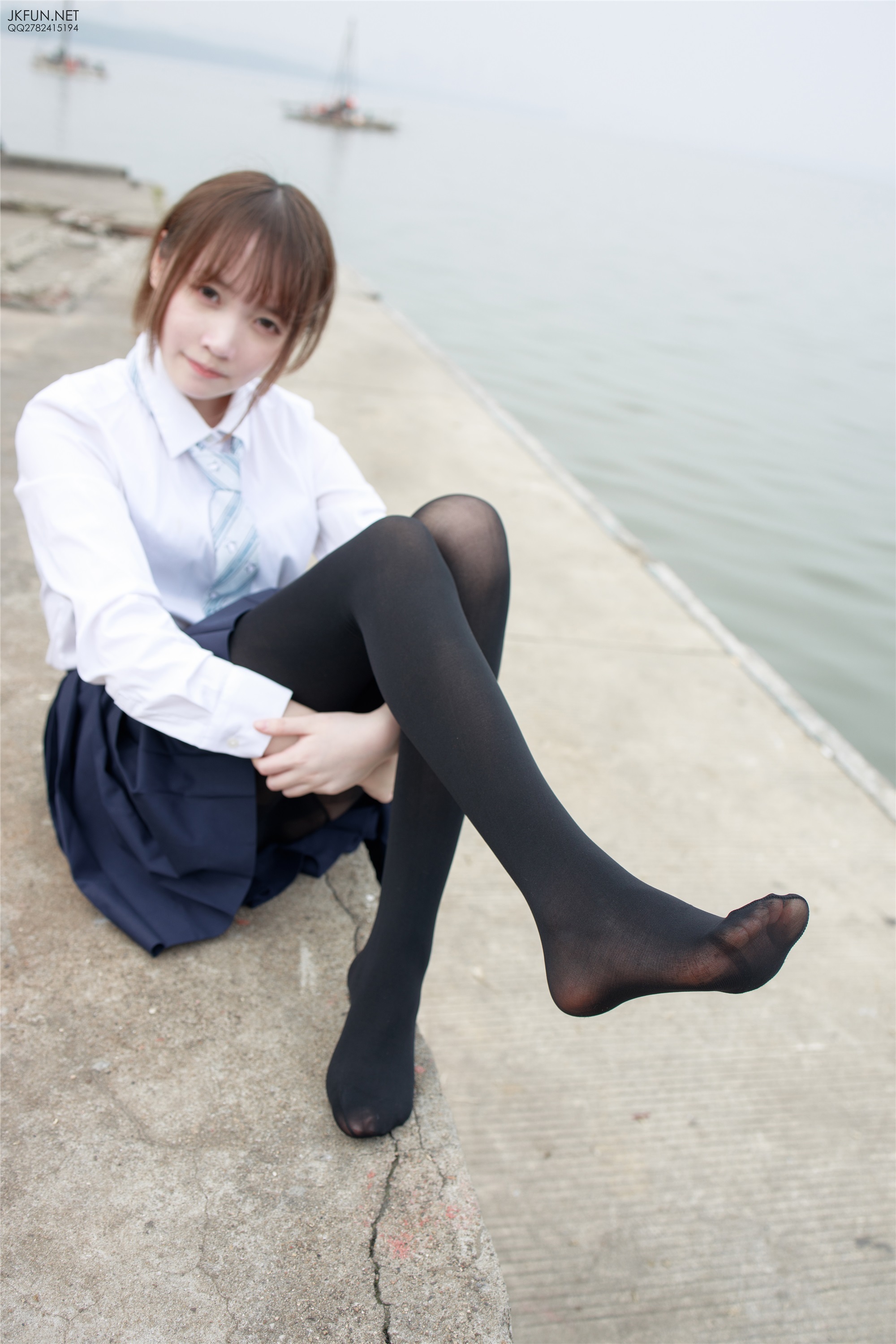 森萝财团萝莉丝足写真 JKFUN-006 Aika 日系黑丝