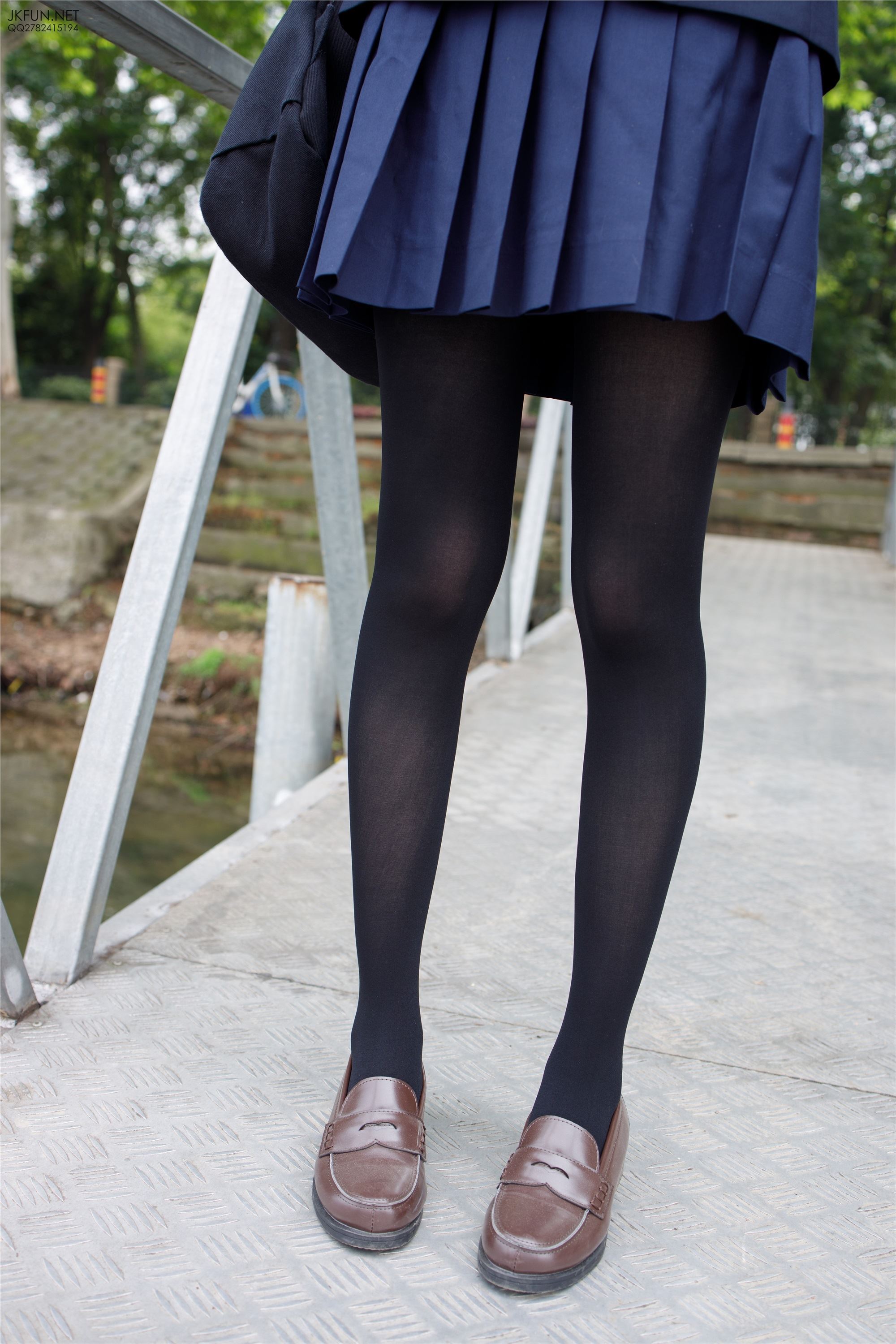 森萝财团萝莉丝足写真 JKFUN-006 Aika 日系黑丝