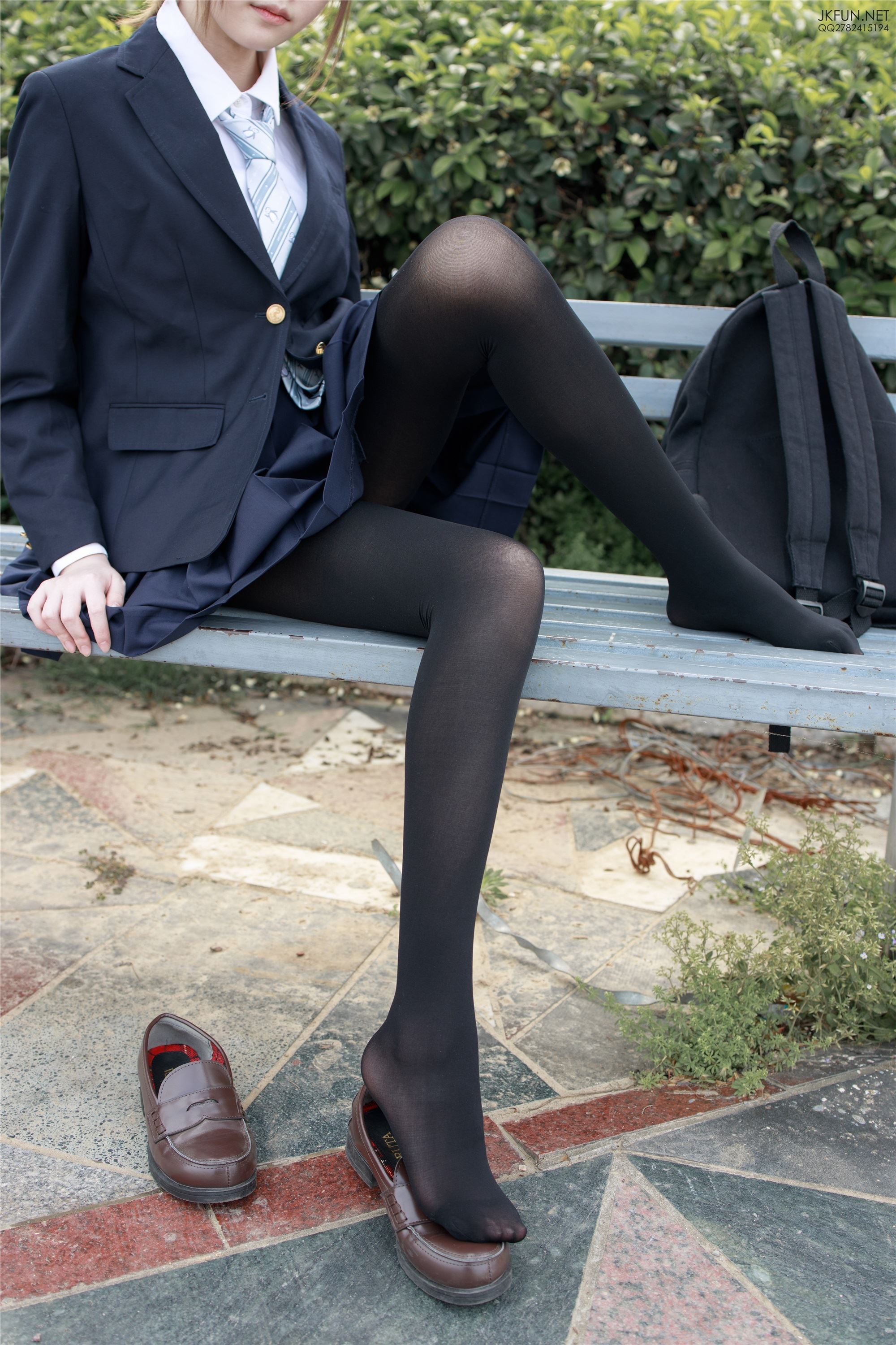 森萝财团萝莉丝足写真 JKFUN-006 Aika 日系黑丝