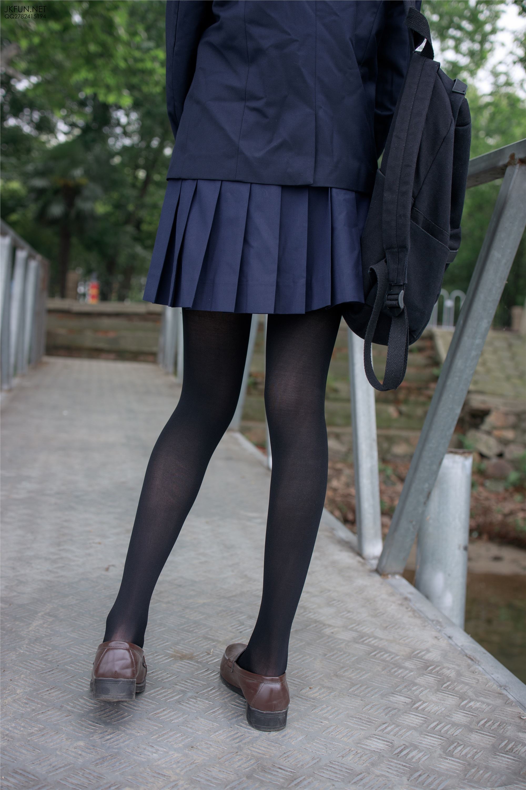 森萝财团萝莉丝足写真 JKFUN-006 Aika 日系黑丝