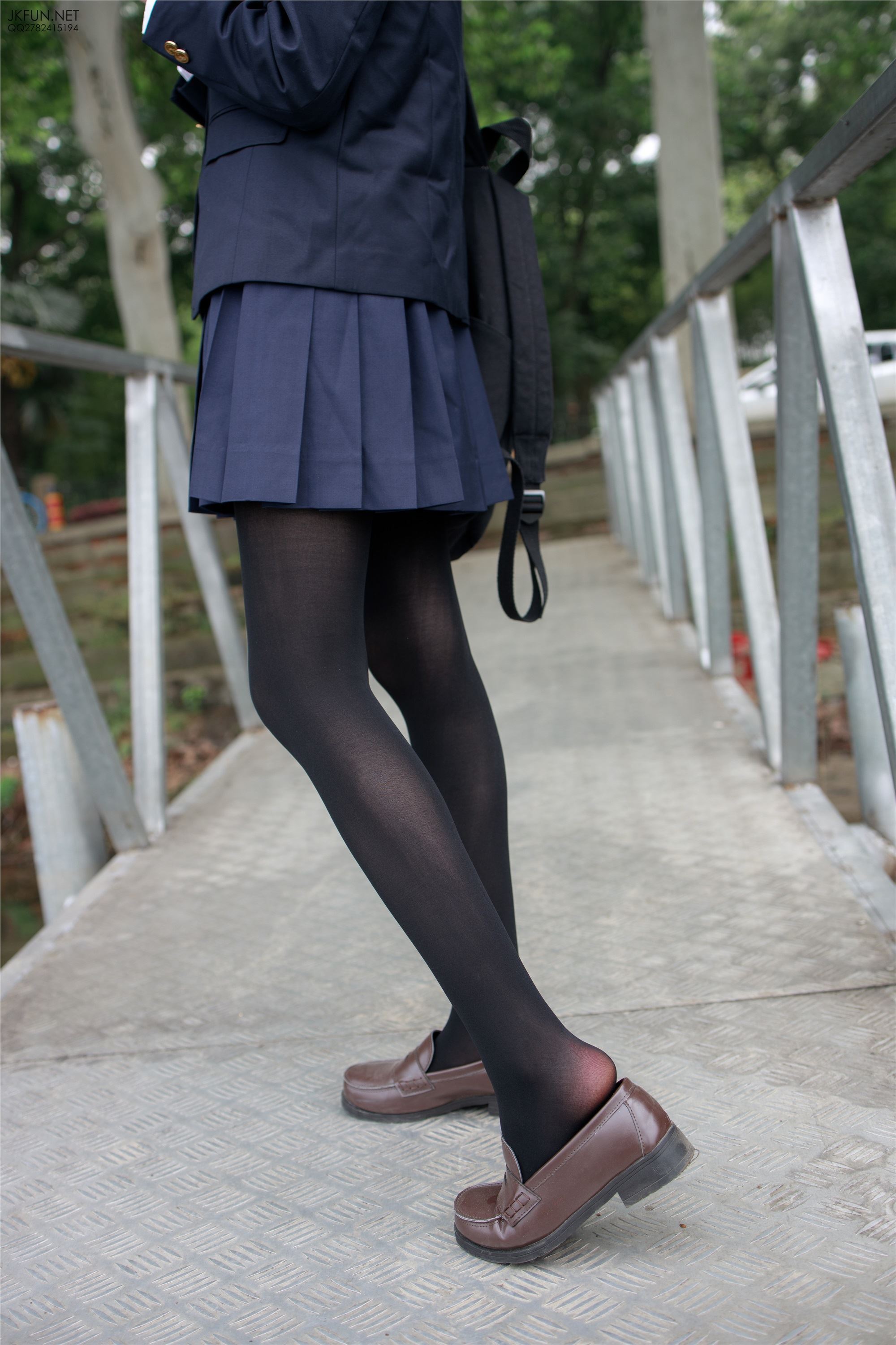 森萝财团萝莉丝足写真 JKFUN-006 Aika 日系黑丝