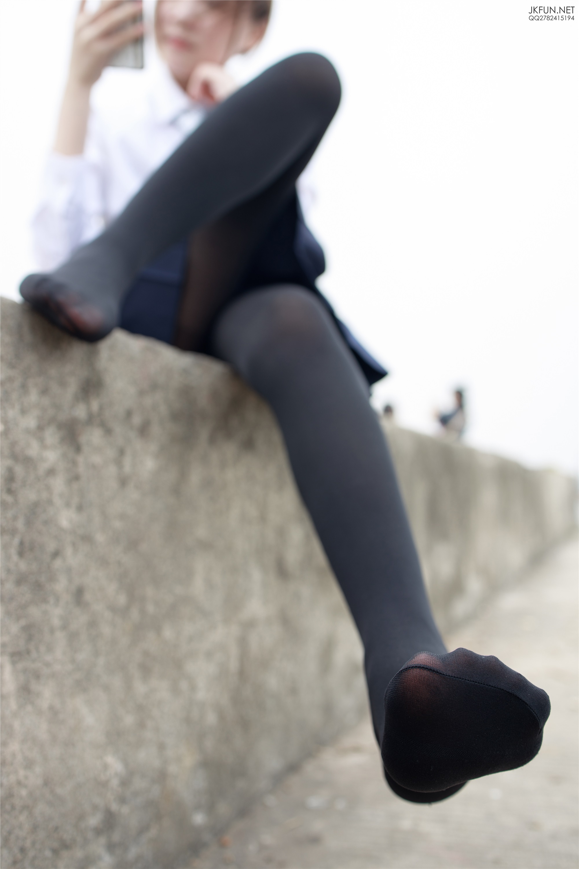 森萝财团萝莉丝足写真 JKFUN-006 Aika 日系黑丝