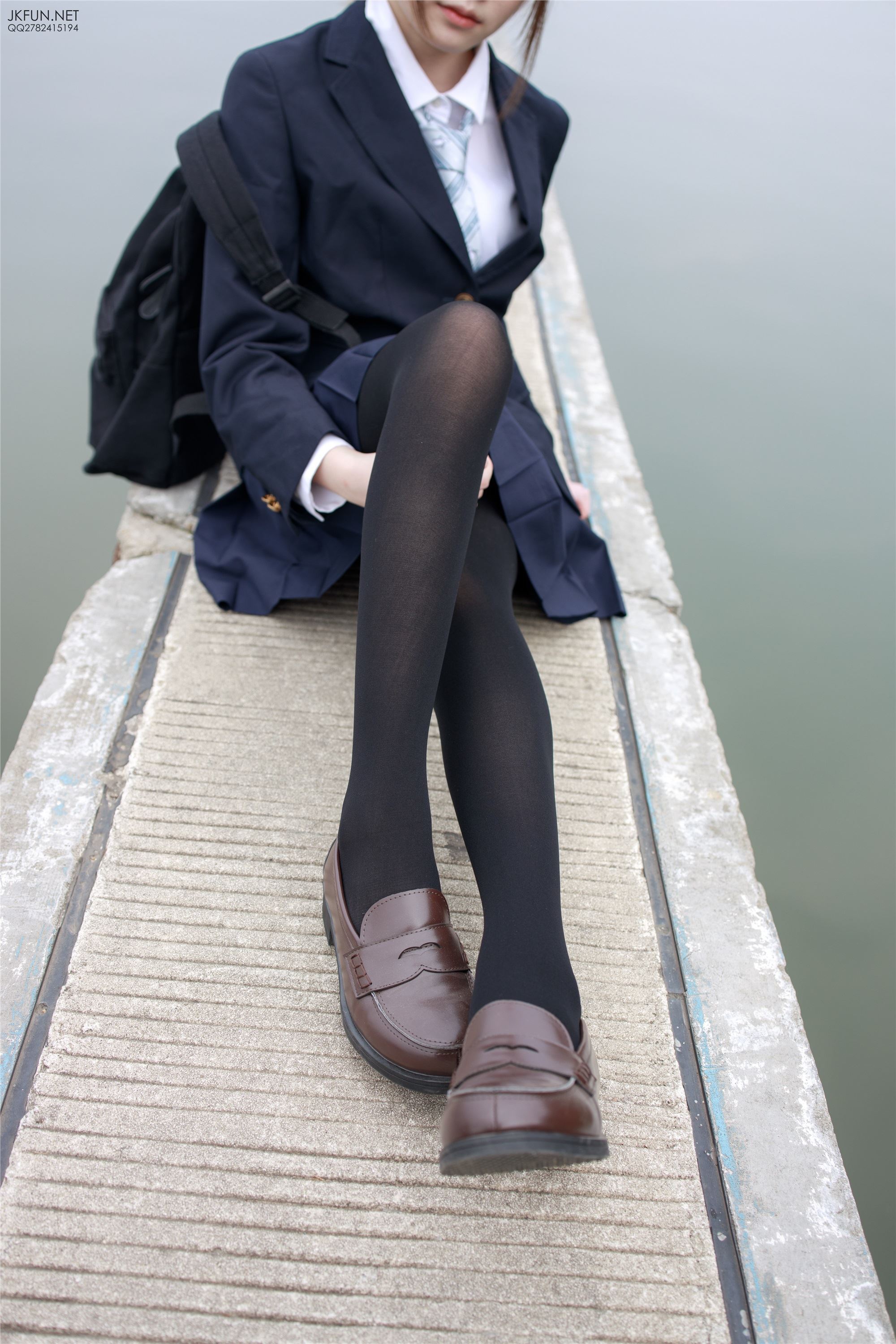 森萝财团萝莉丝足写真 JKFUN-006 Aika 日系黑丝