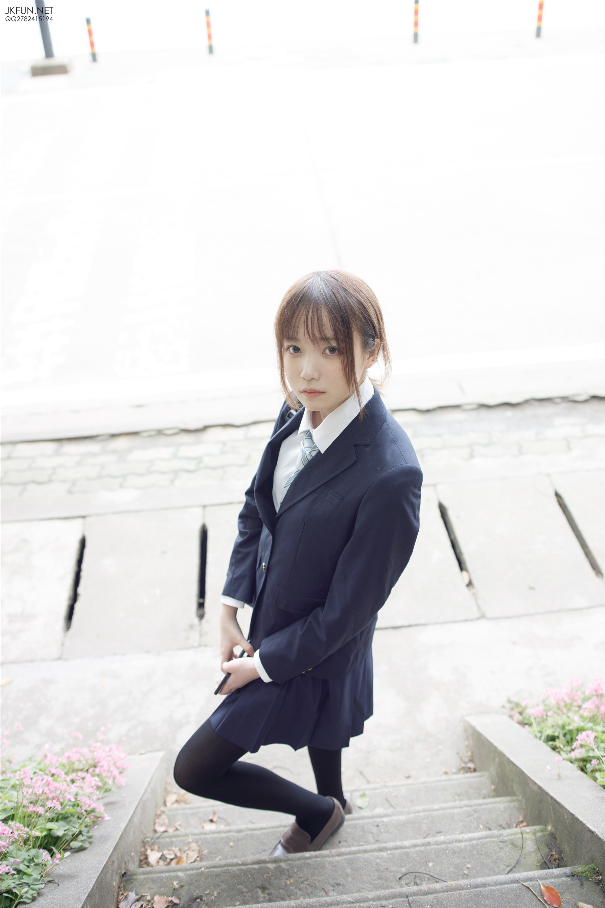 森萝财团萝莉丝足写真 JKFUN-006 Aika 日系黑丝