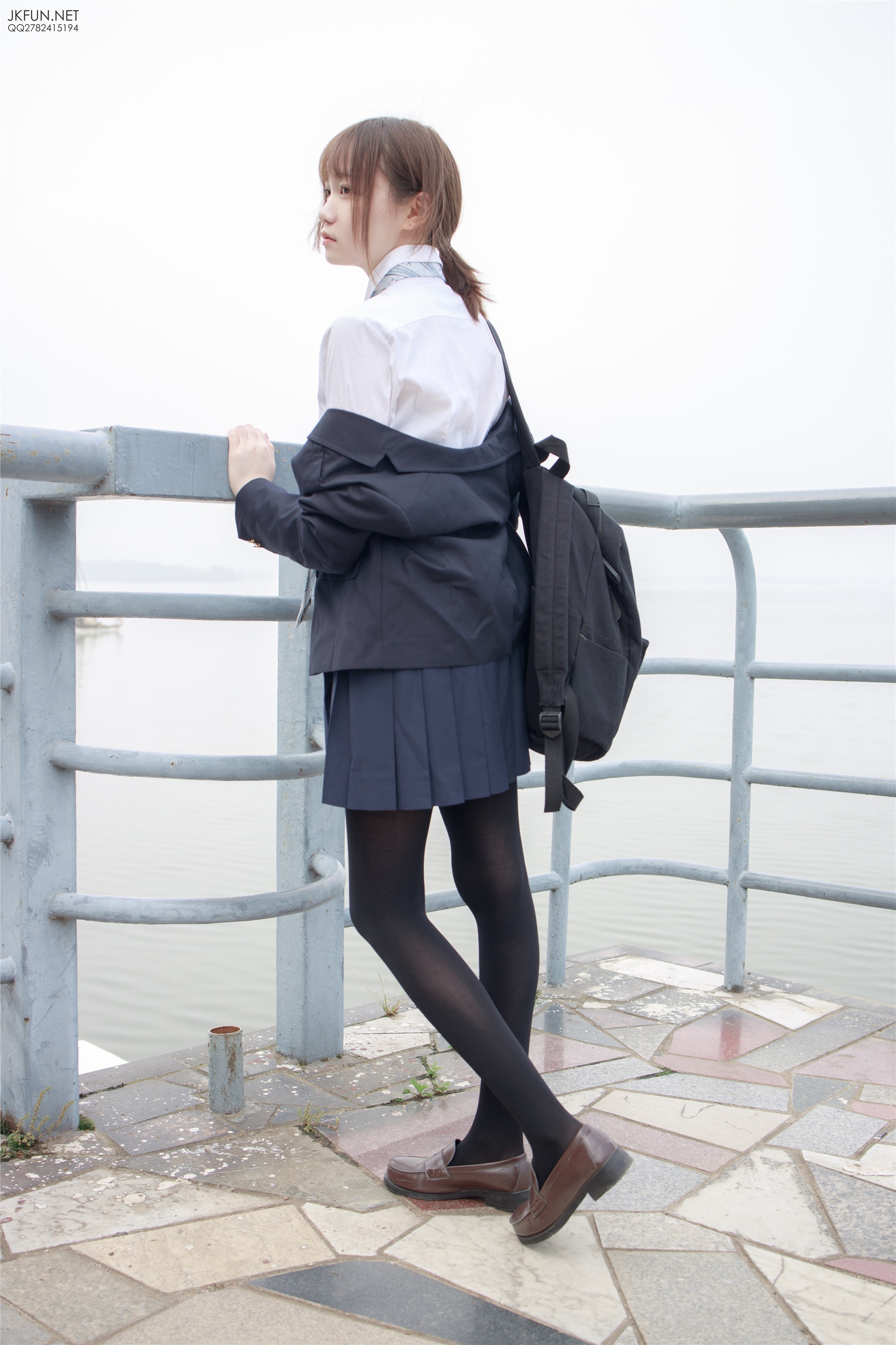 森萝财团萝莉丝足写真 JKFUN-006 Aika 日系黑丝