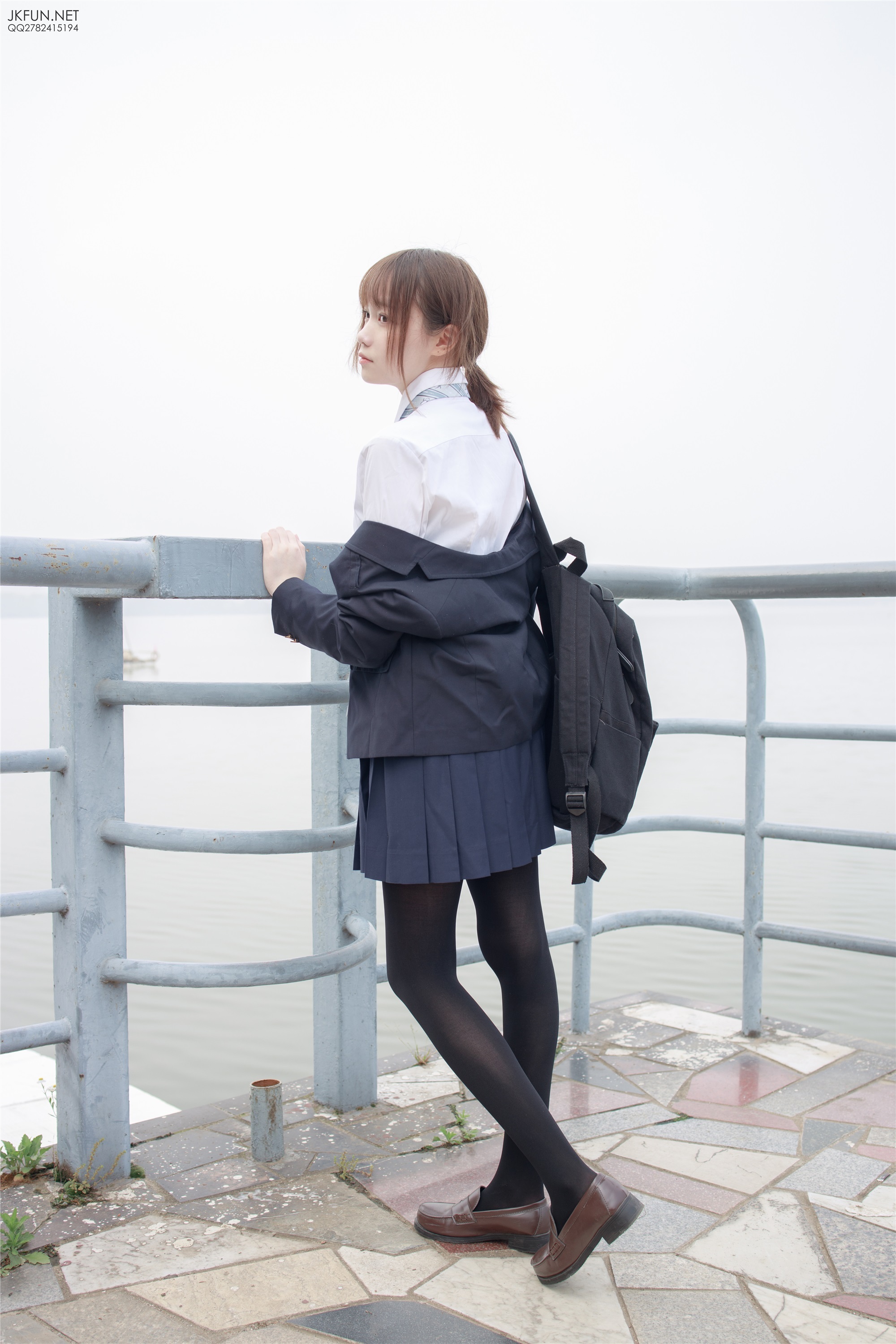 森萝财团萝莉丝足写真 JKFUN-006 Aika 日系黑丝