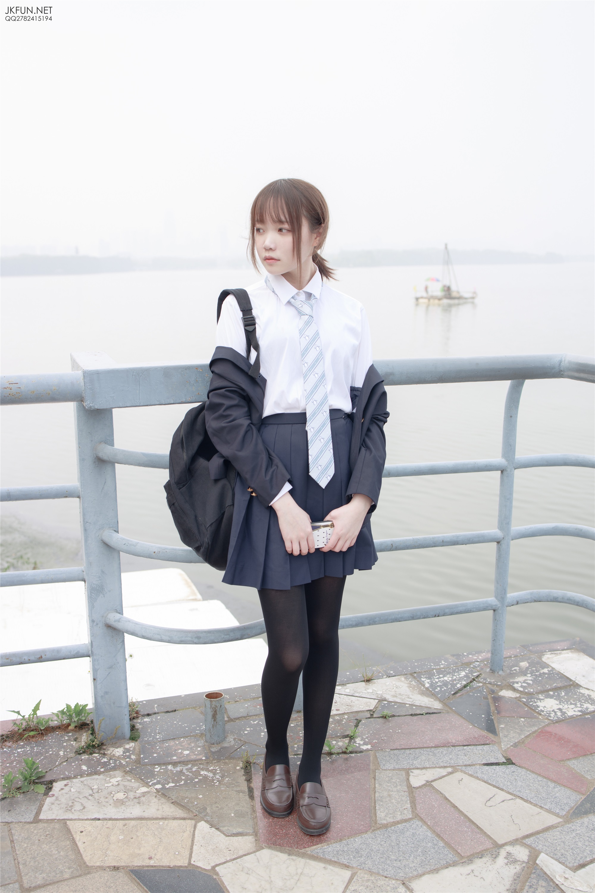 森萝财团萝莉丝足写真 JKFUN-006 Aika 日系黑丝