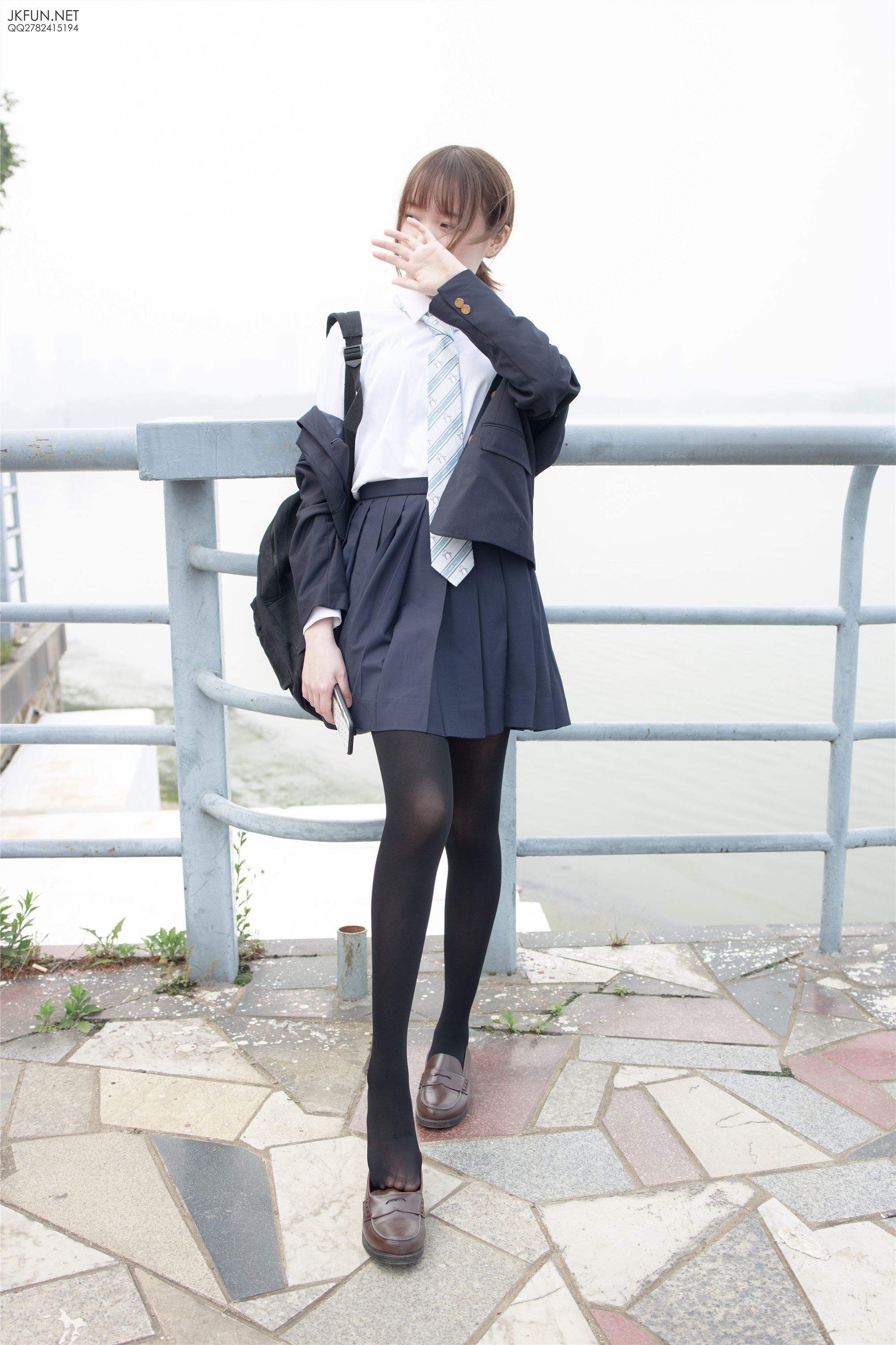 森萝财团萝莉丝足写真 JKFUN-006 Aika 日系黑丝