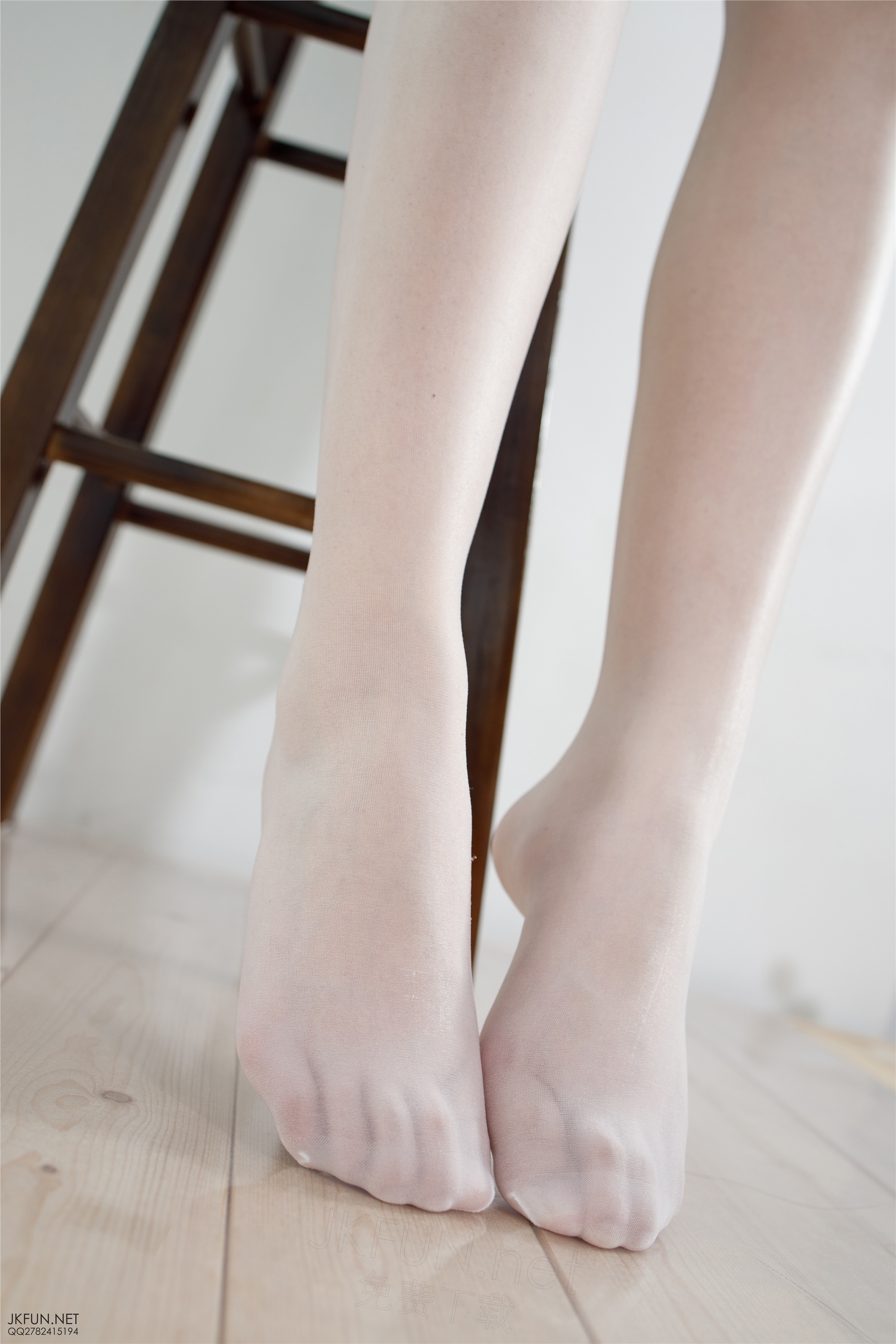 森萝财团萝莉丝足写真 JKFUN-010 20D白丝黏液