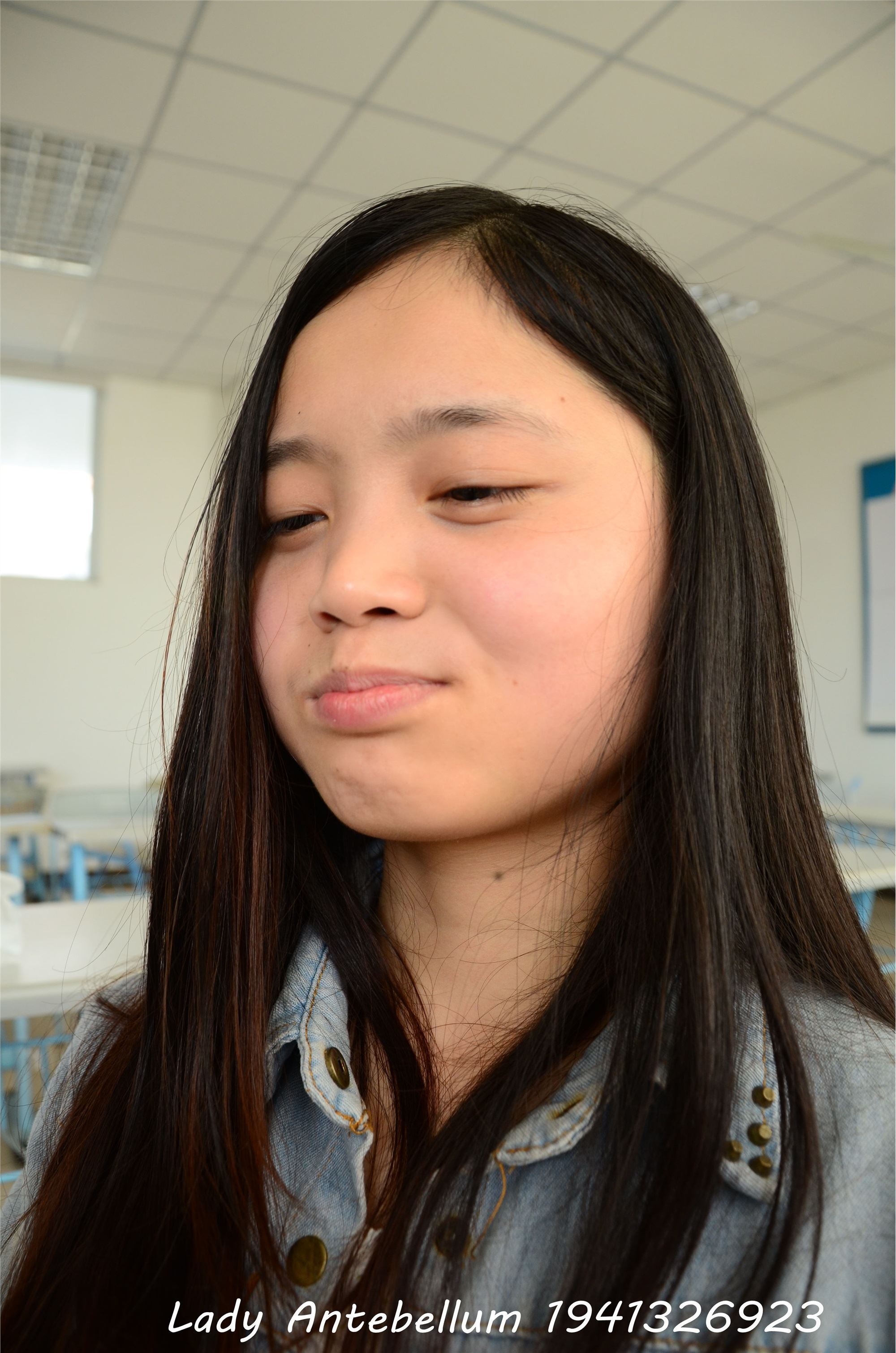 战前女神  恋足美腿棉袜女神级摄影套图 076