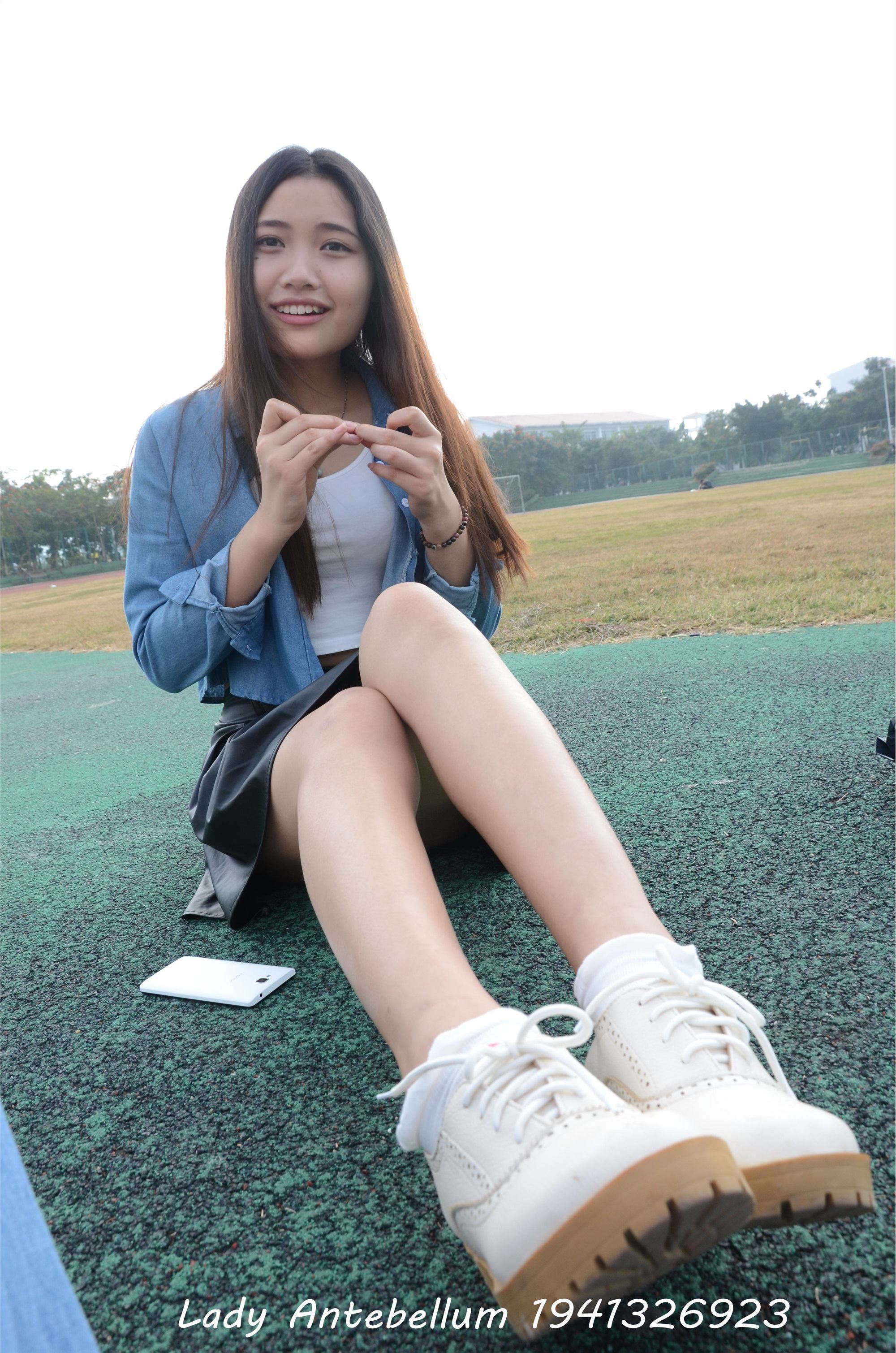 战前女神  恋足美腿棉袜女神级摄影套图 078