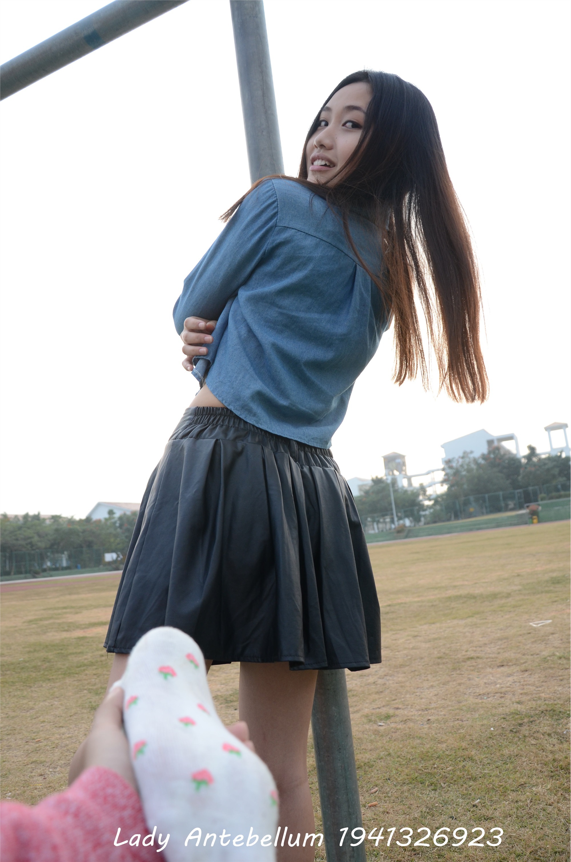 战前女神  恋足美腿棉袜女神级摄影套图 078