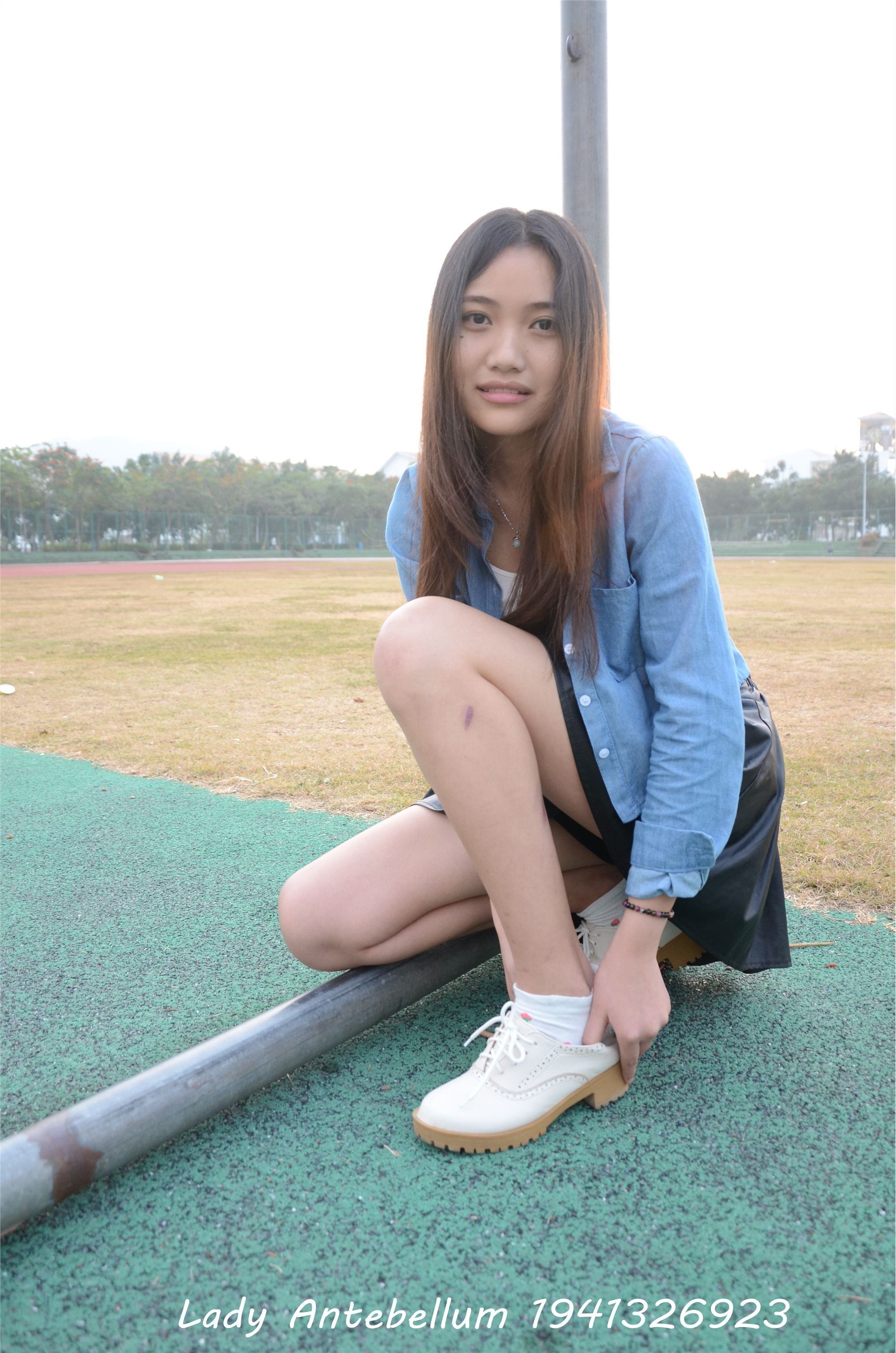 战前女神  恋足美腿棉袜女神级摄影套图 078