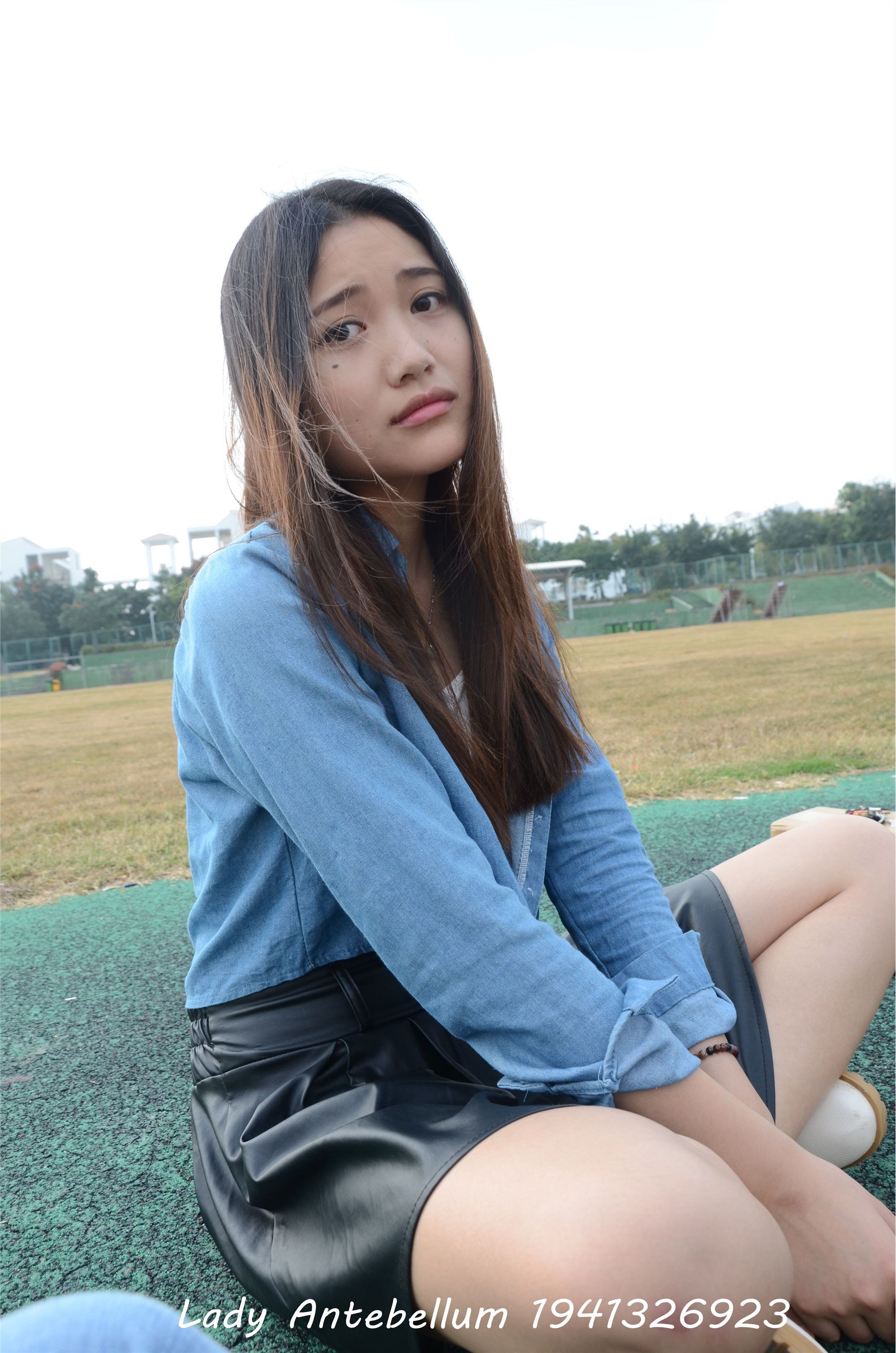 战前女神  恋足美腿棉袜女神级摄影套图 078