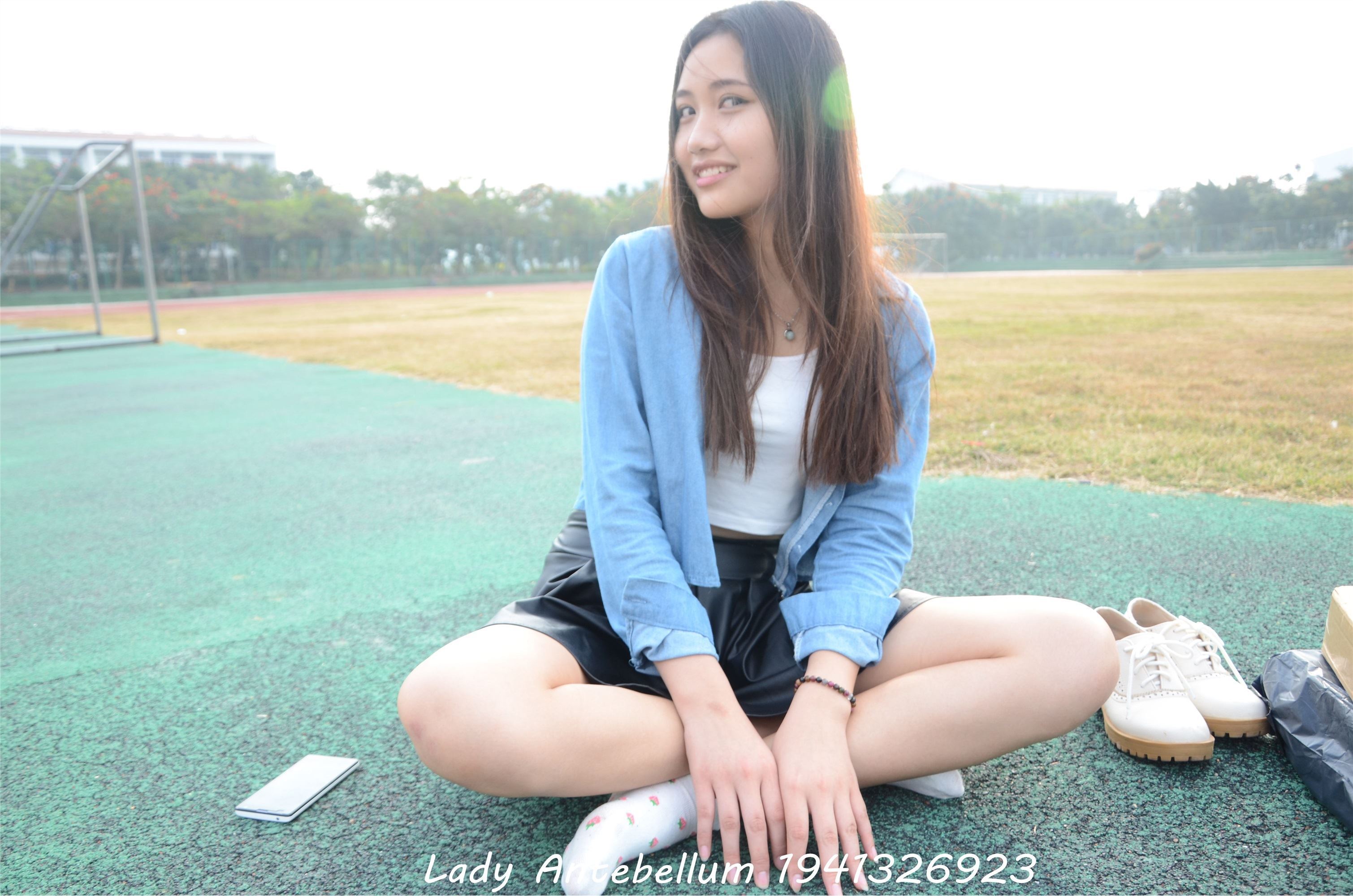 战前女神  恋足美腿棉袜女神级摄影套图 078