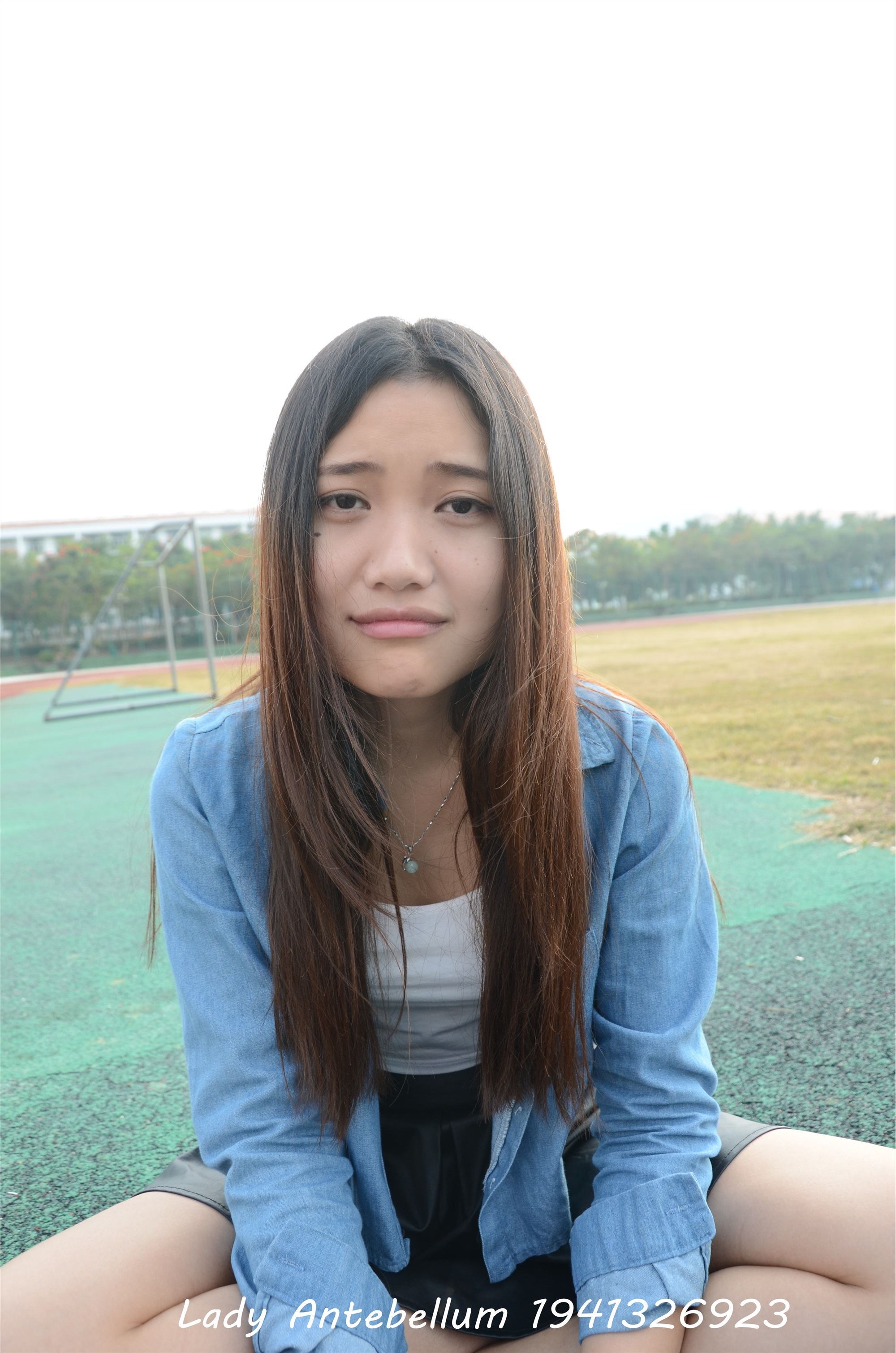 战前女神  恋足美腿棉袜女神级摄影套图 078