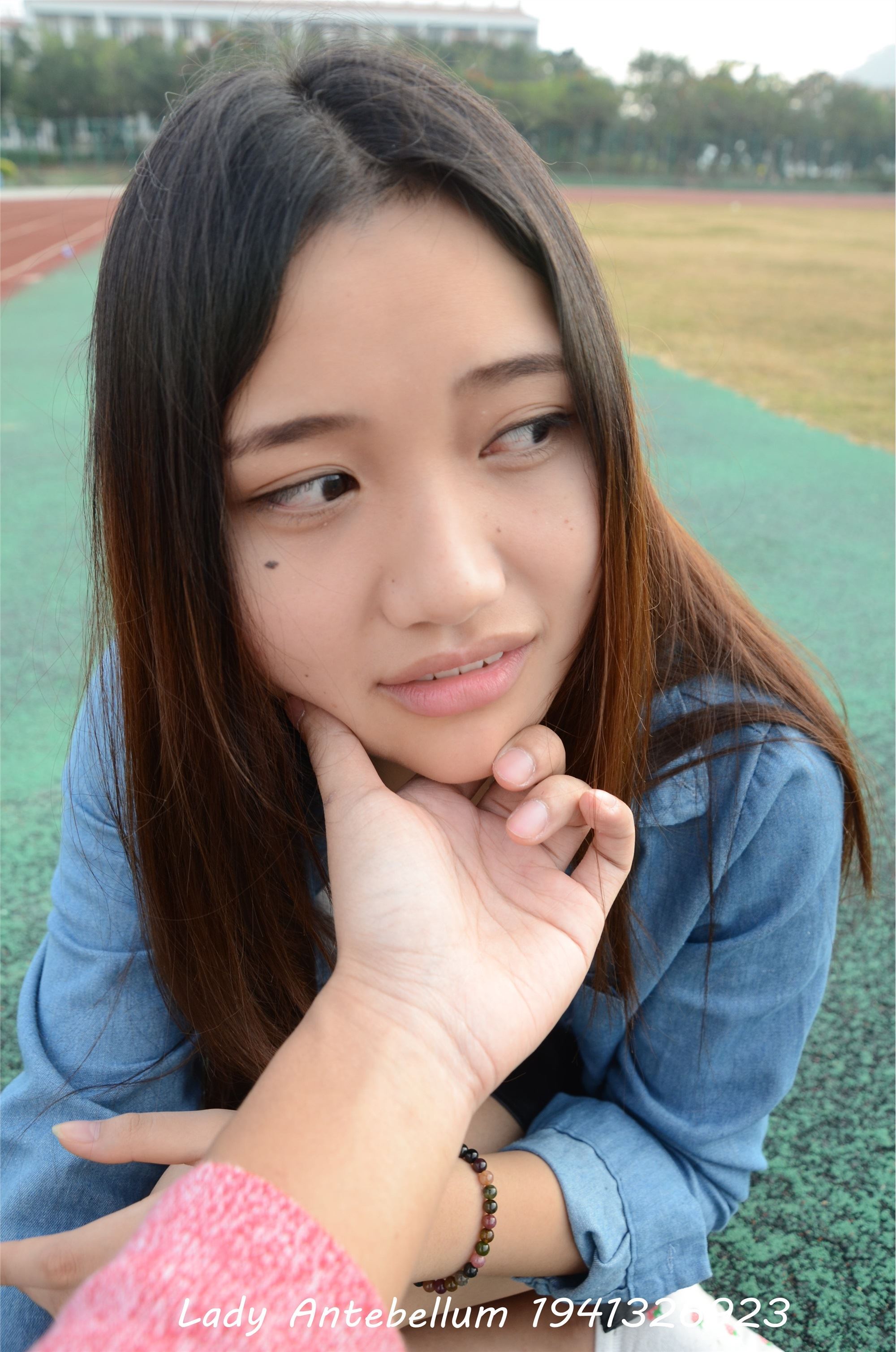 战前女神  恋足美腿棉袜女神级摄影套图 078