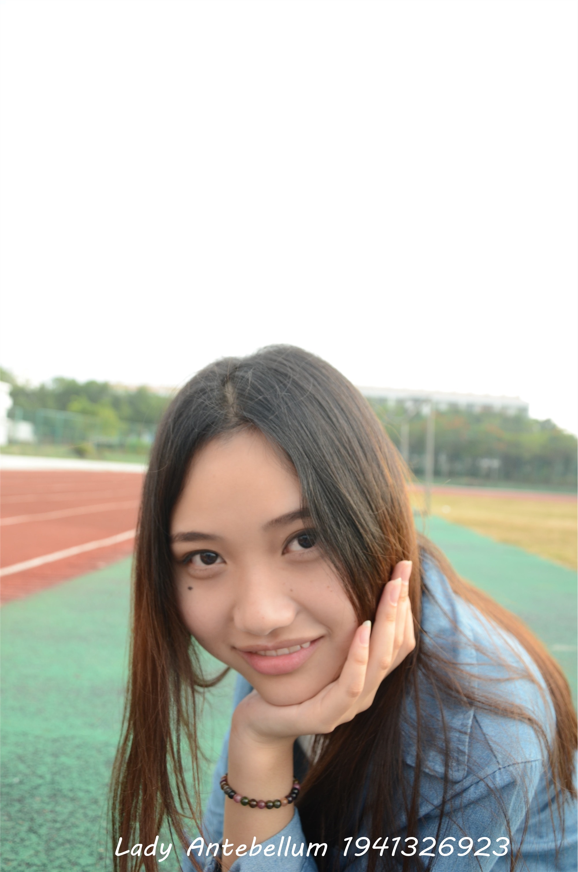 战前女神  恋足美腿棉袜女神级摄影套图 078