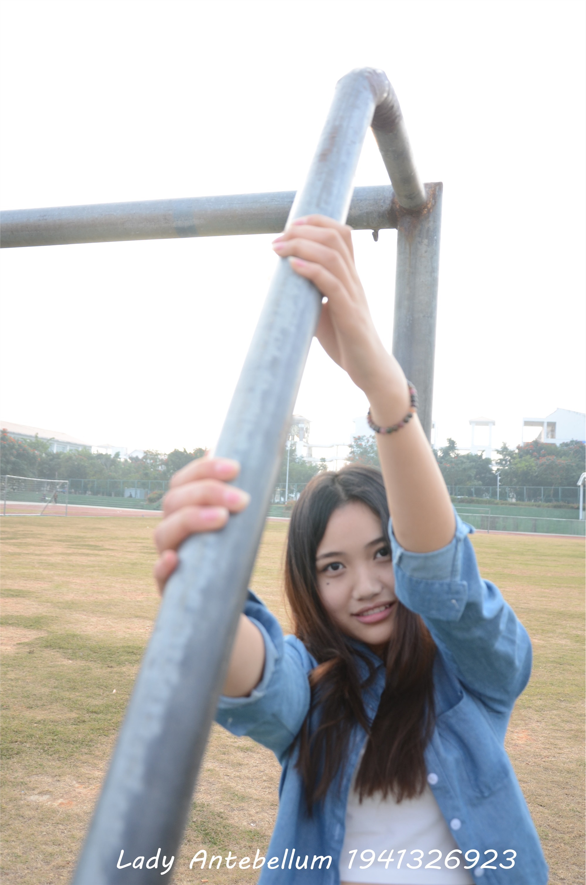 战前女神  恋足美腿棉袜女神级摄影套图 078