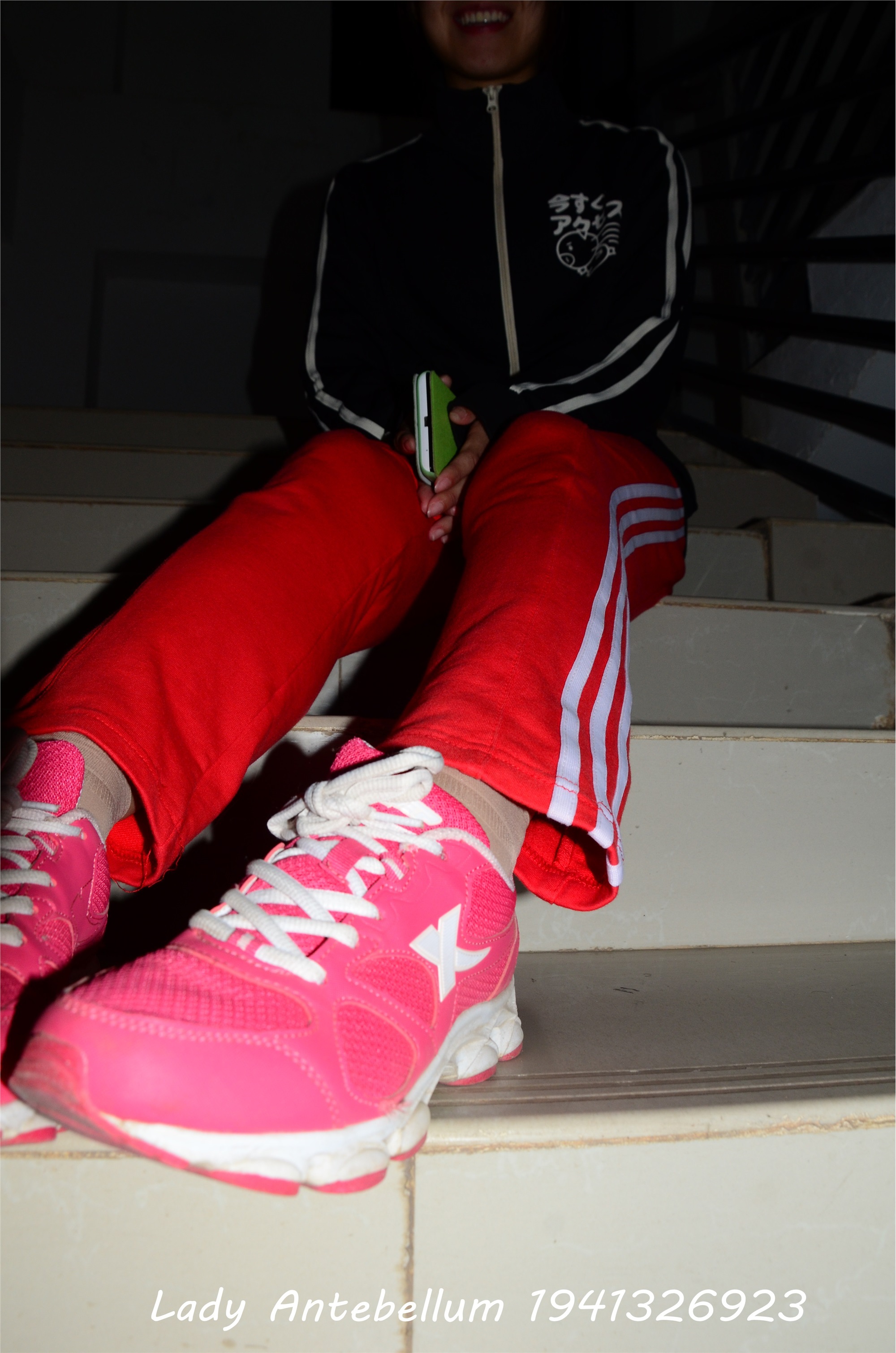 战前女神  恋足美腿棉袜女神级摄影套图 079