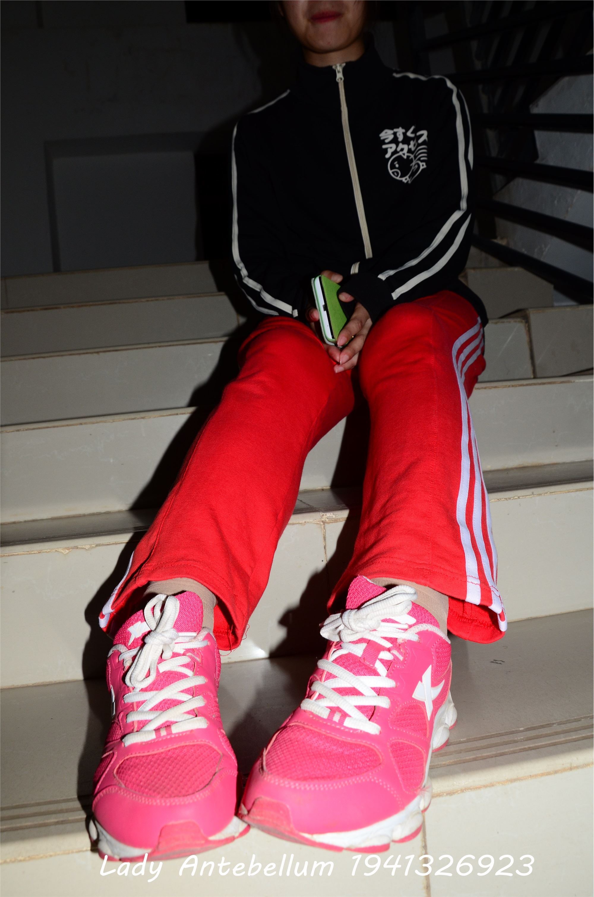 战前女神  恋足美腿棉袜女神级摄影套图 079