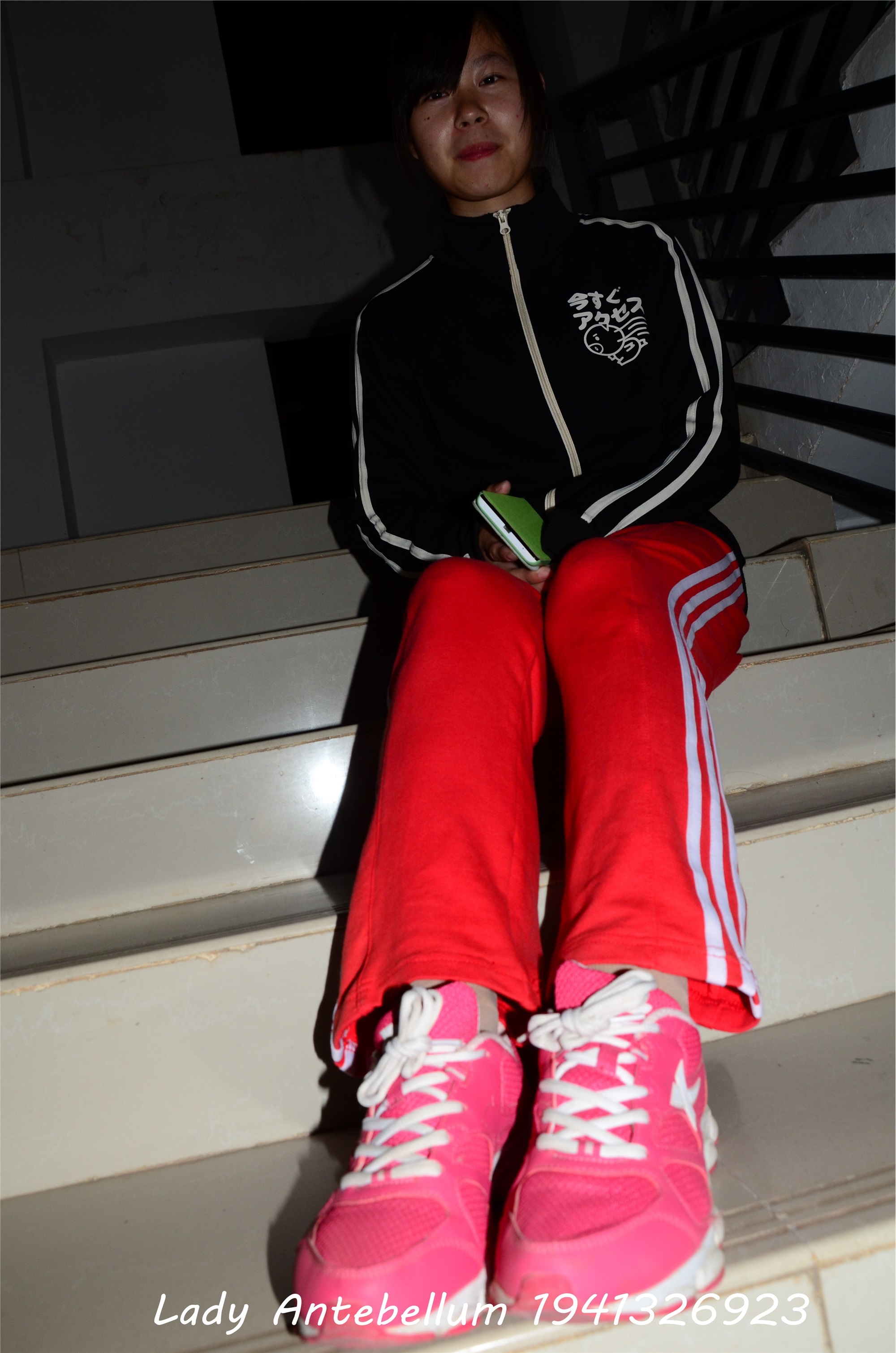 战前女神  恋足美腿棉袜女神级摄影套图 079